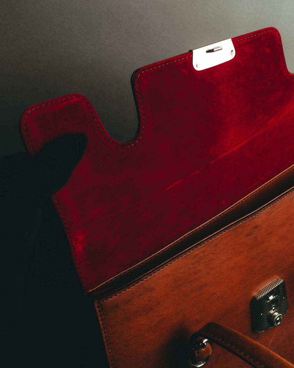 "Jean Paul Gaultier" 90's-00's Structured leather shoulder bag