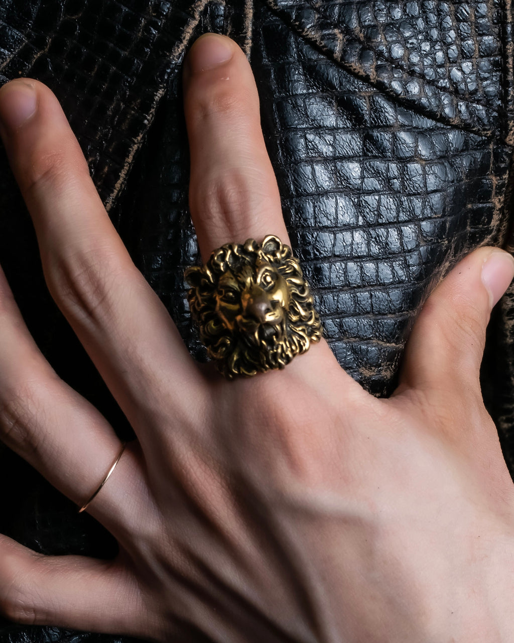 "GUCCI" realistic detailed lion head ring