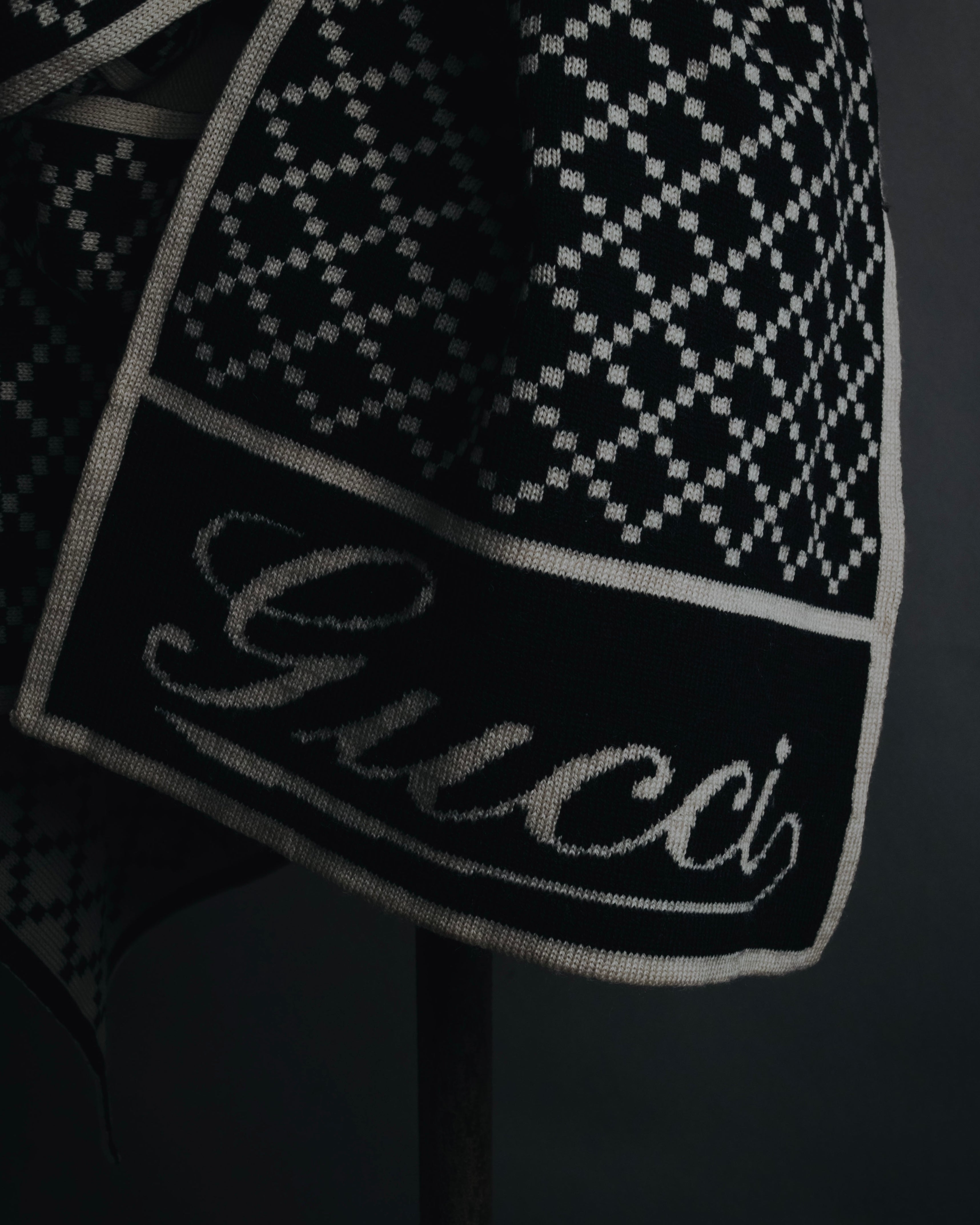 "GUCCI" 2016-2020 Script logo diamond-knit stole