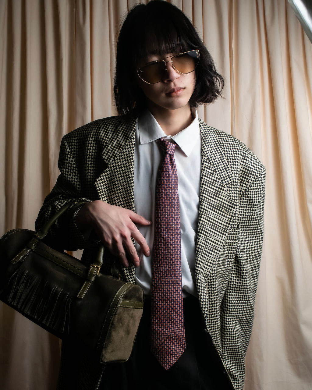 "HERMES" Rabbit motif silk necktie