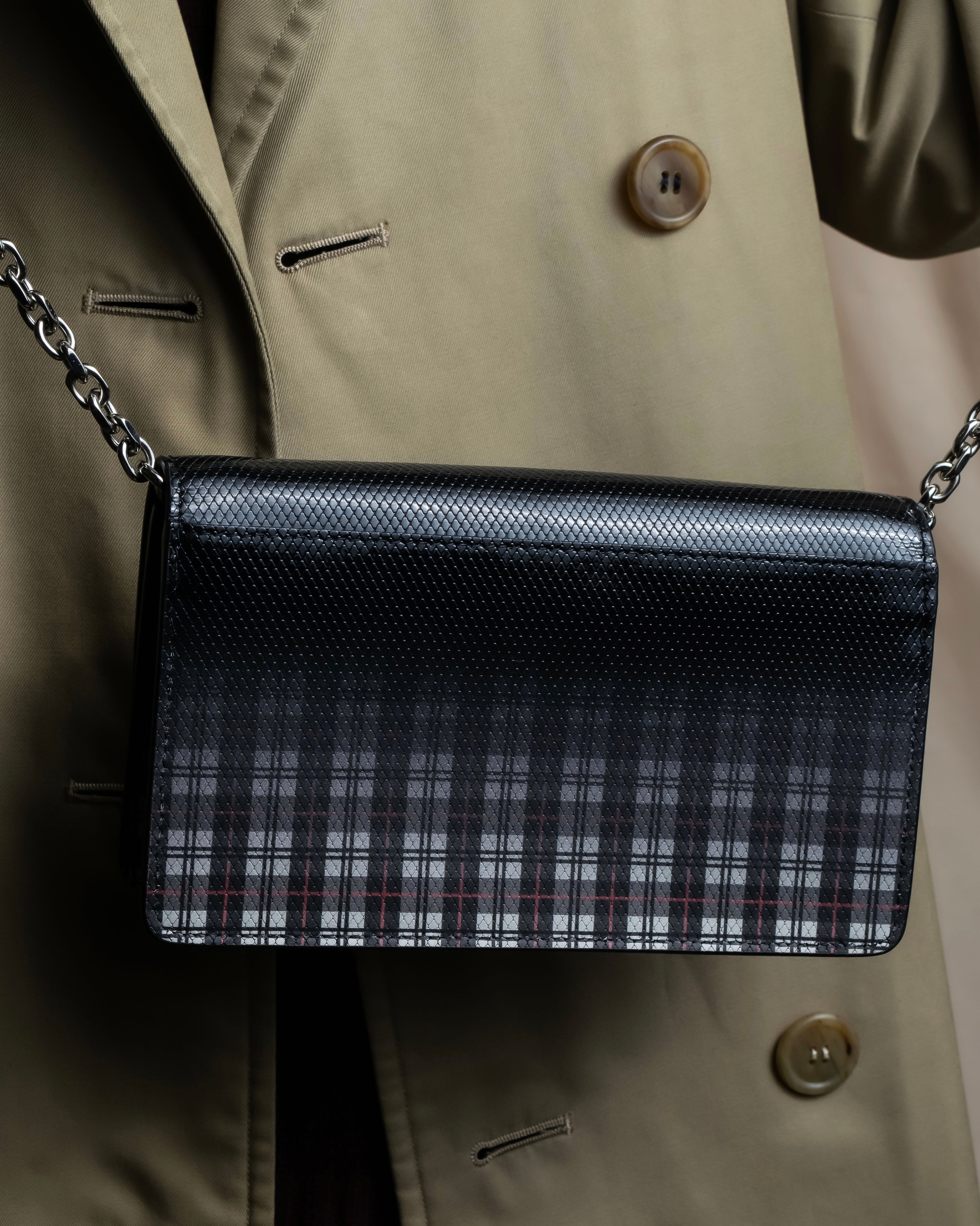 "MAISON MARGIELA" Check pattern gradient design chain shoulder leather wallet bag