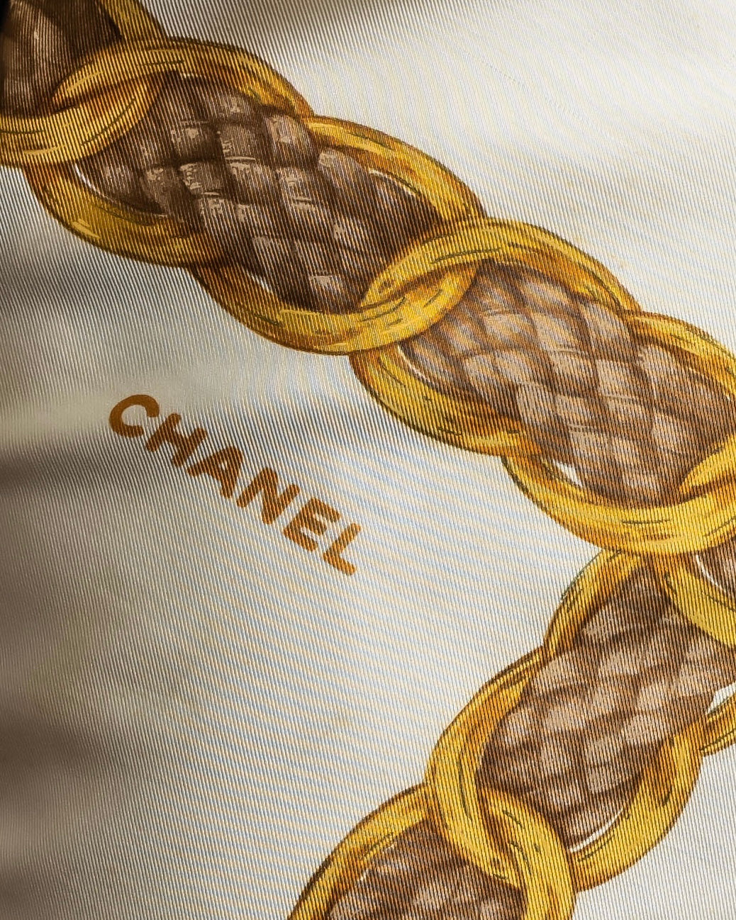 "CHANEL" 100% silk chain pattern large scarf