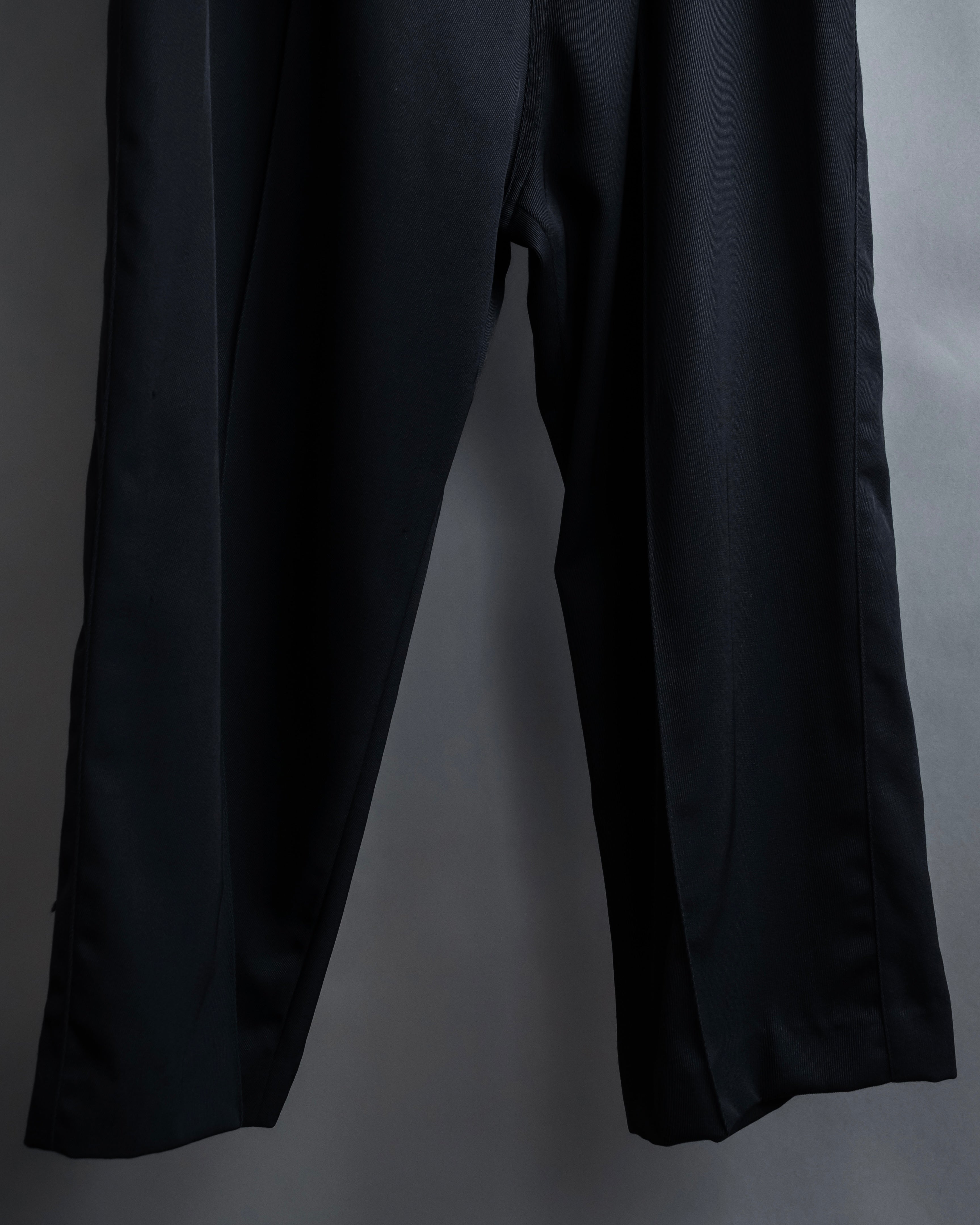 "LOEWE" Three-dimensional pattern design wide slacks