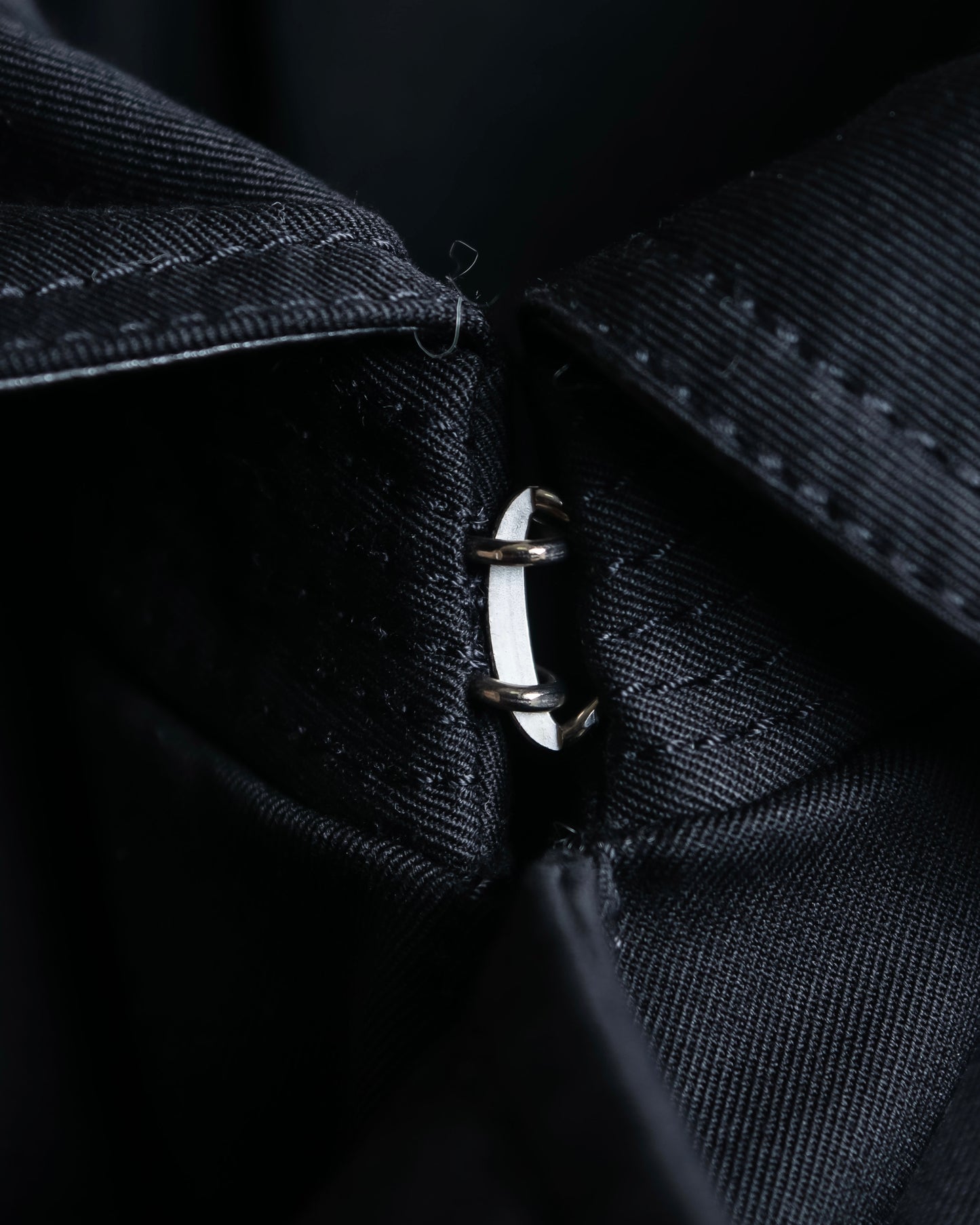 "VALENTINO" Belt docking design leather switching trench coat