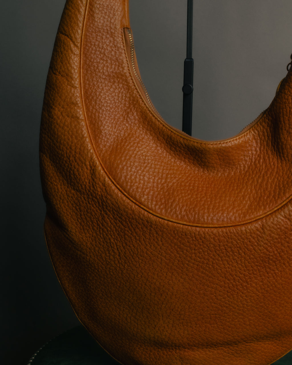 “BVLGARI” 90’s-00’s crescent leather hobo bag
