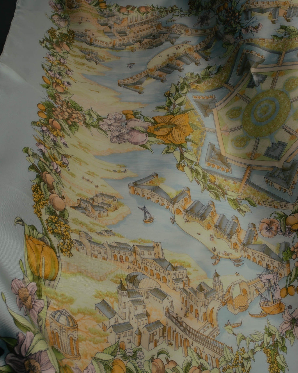 "HERMÈS" 00's Au pays de cocagne silk scarf