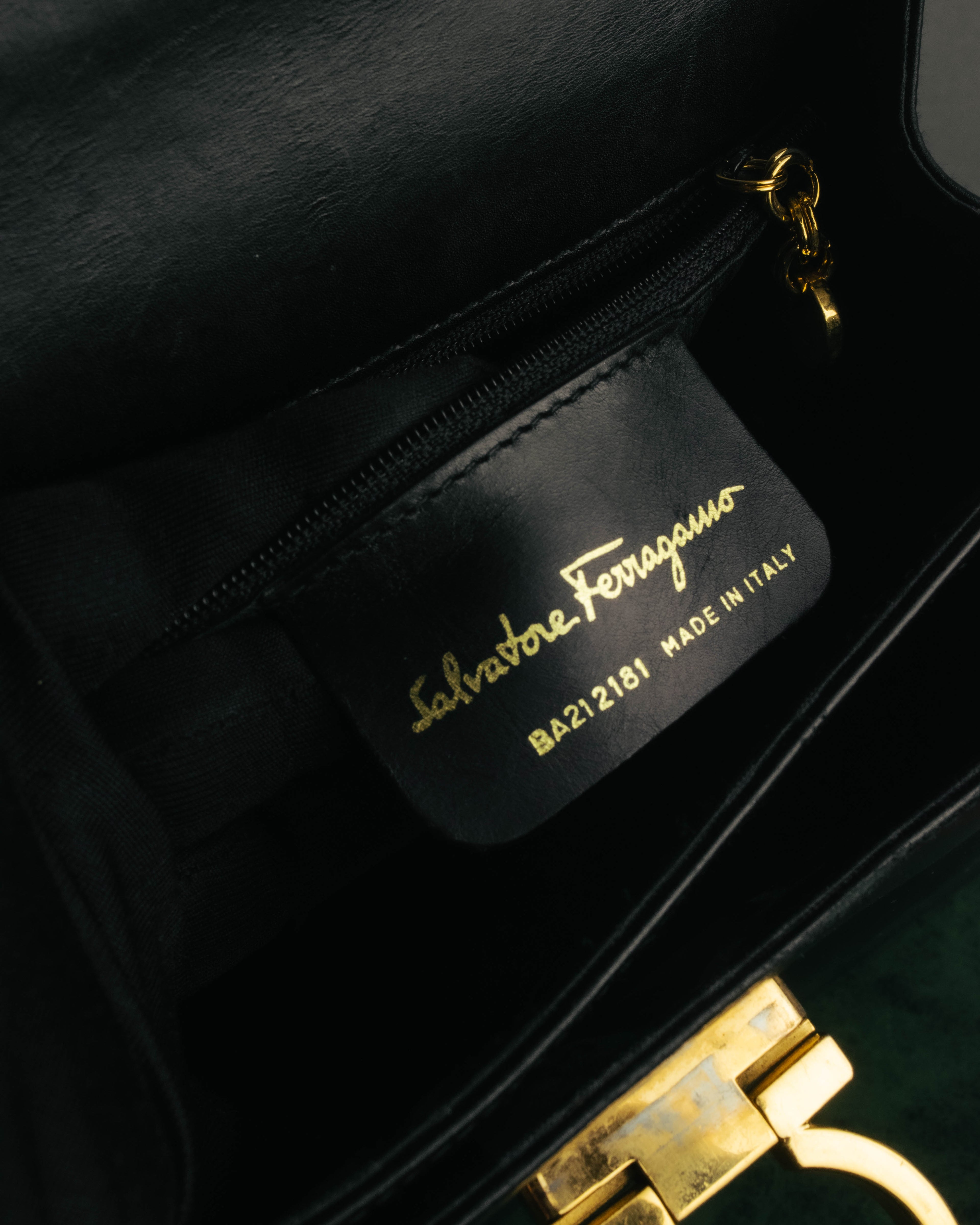 “Salvatore Ferragamo” 90’s-00’s Gancini leather top handle shoulder bag