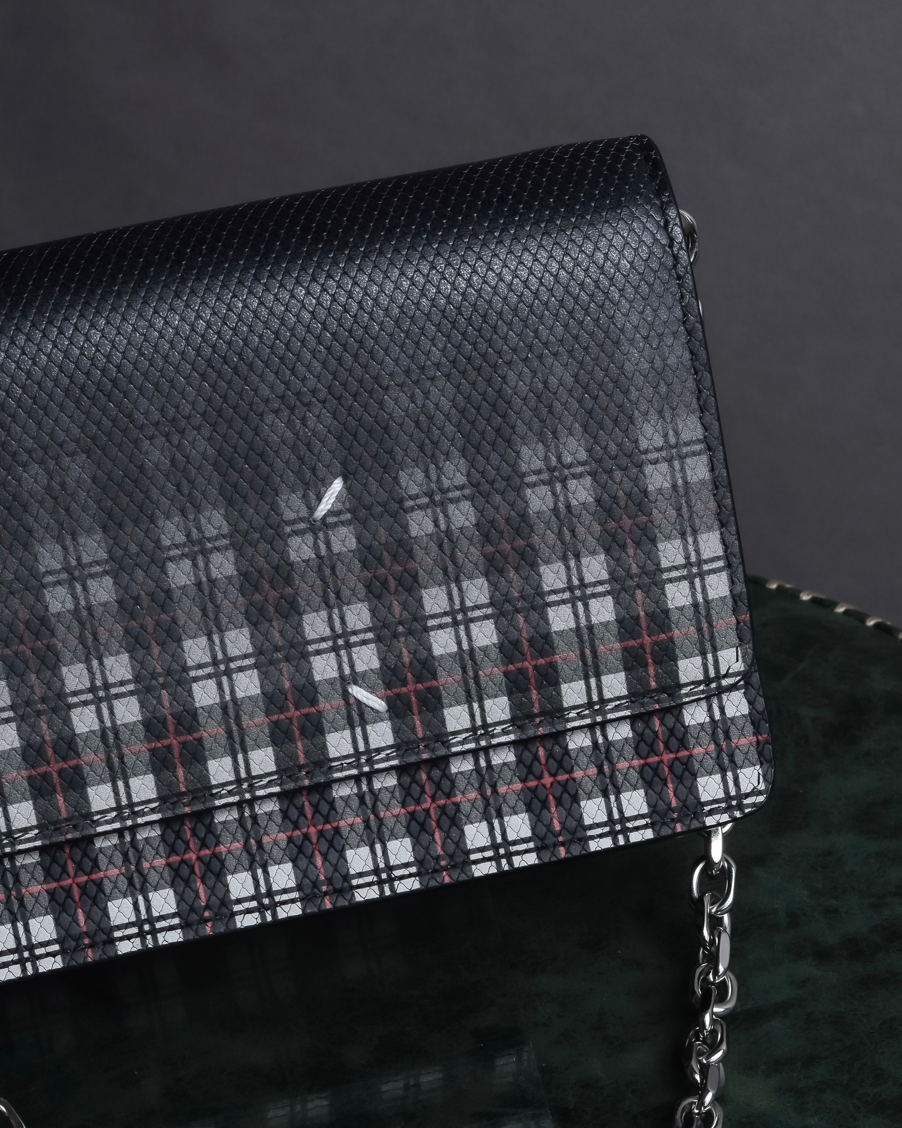 "MAISON MARGIELA" Check pattern gradient design chain shoulder leather wallet bag