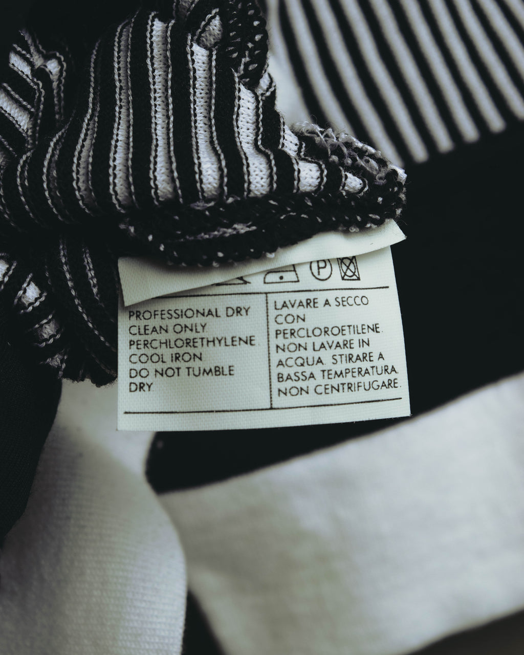 "Salvatore Ferragamo" 00's-10's Monochrome striped cotton knit polo