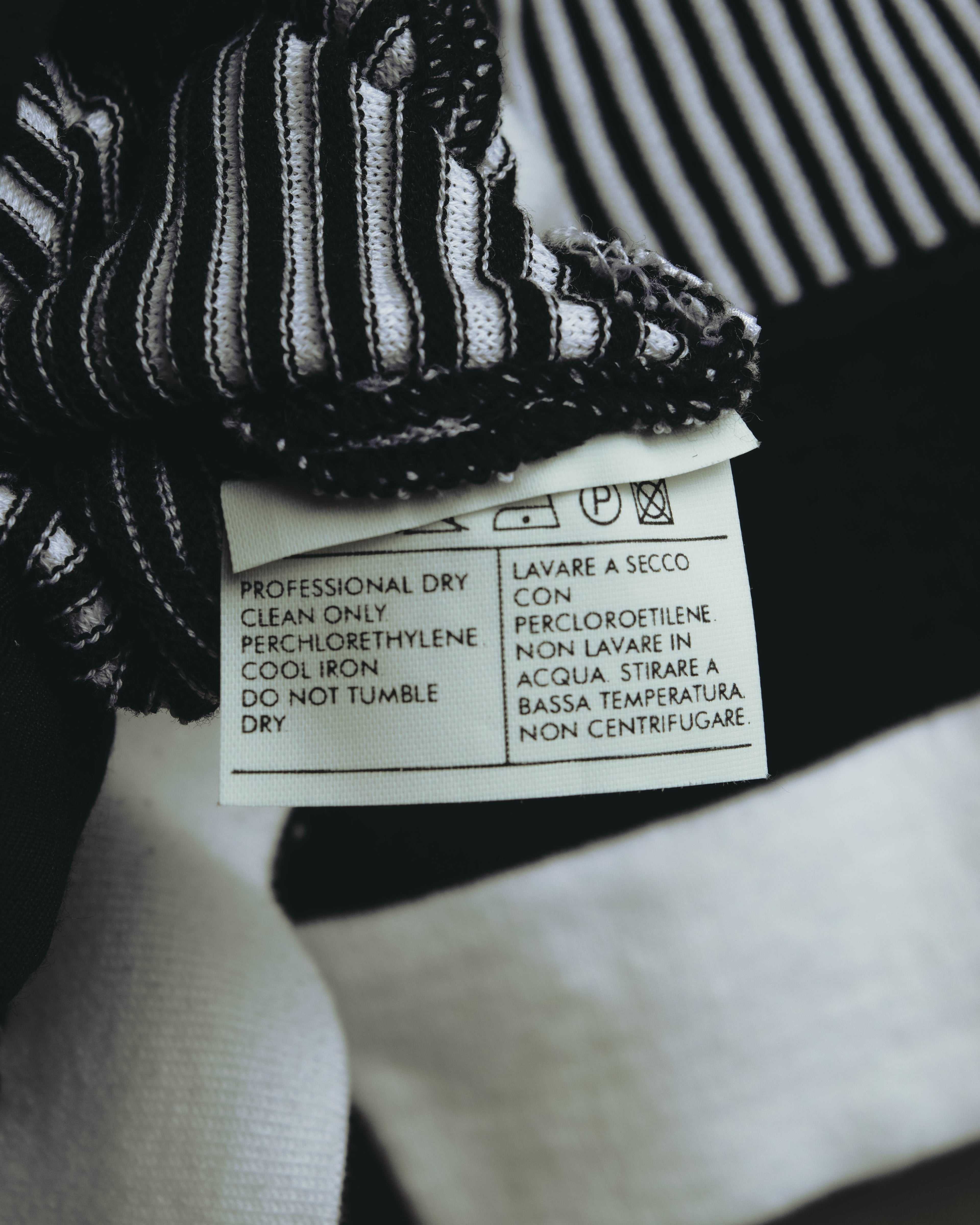 "Salvatore Ferragamo" 00's-10's Monochrome striped cotton knit polo
