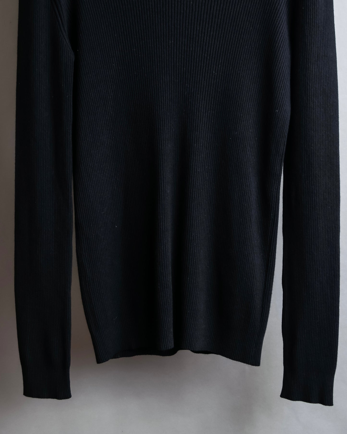 "PRADA" Ribbed black color pullover knit