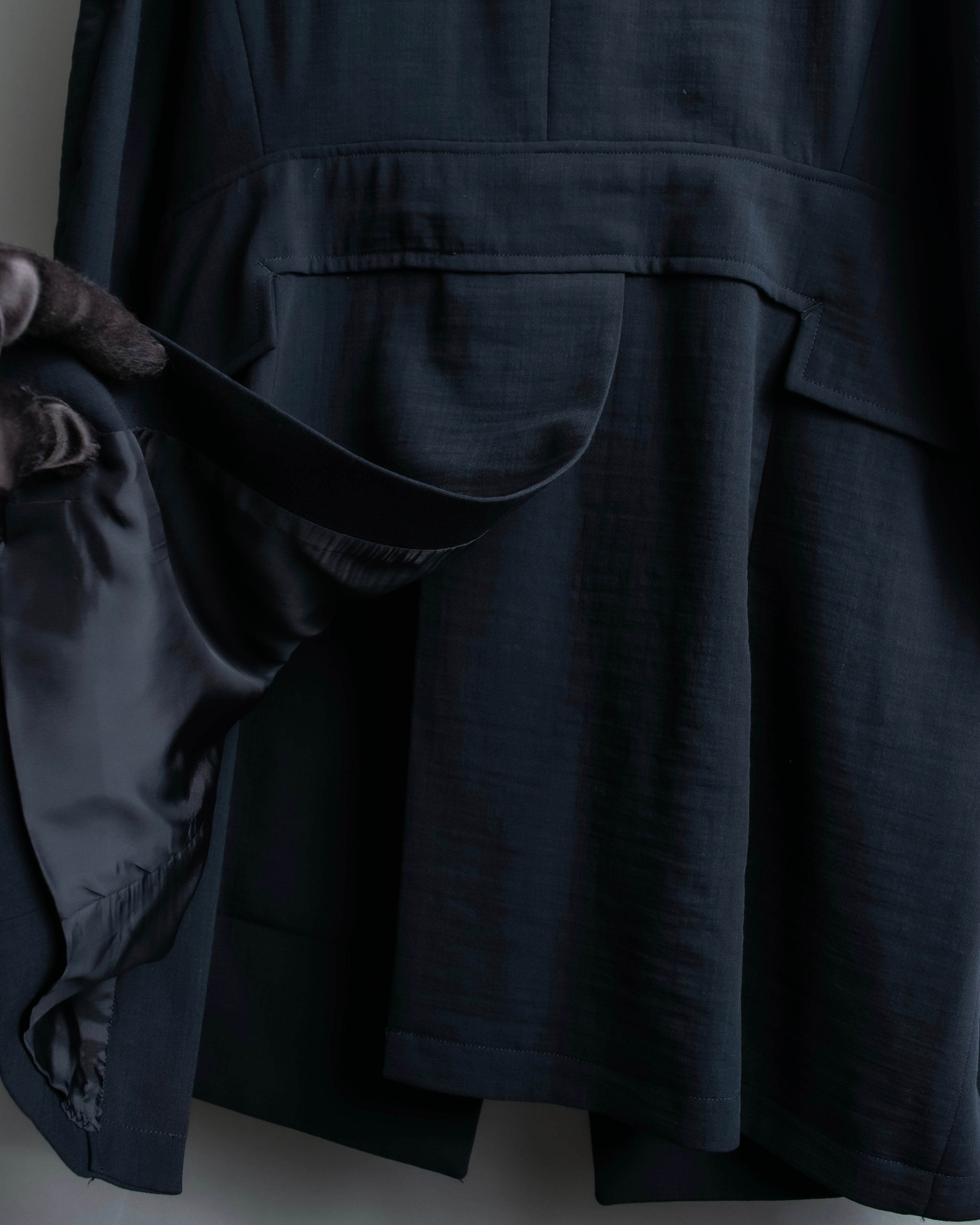 "Y's" 3 button jacket and tapered slacks oversize set up