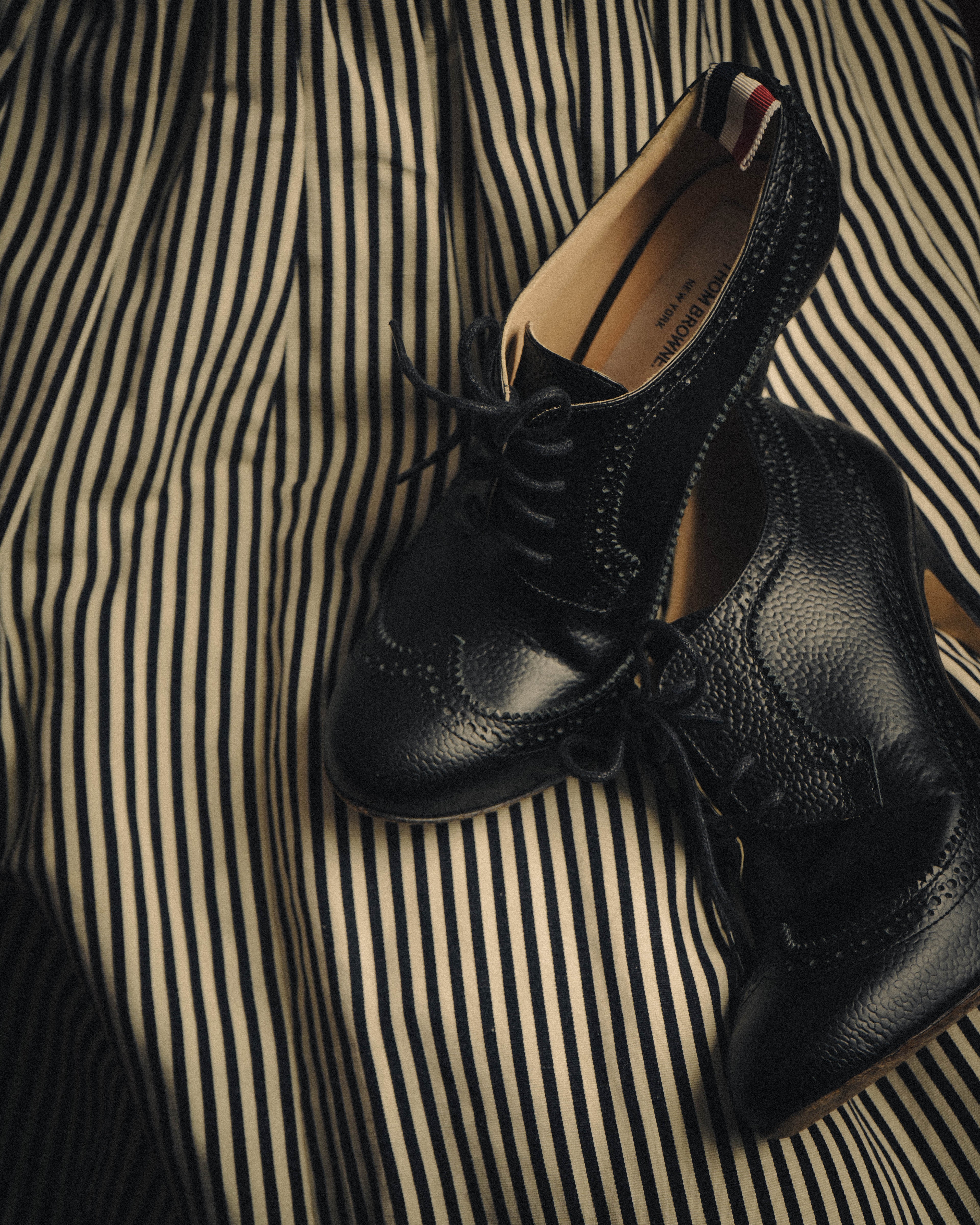 -SPECIAL- “Thom Browne” 2010’s- pebbled leather wingtip lace-up heels