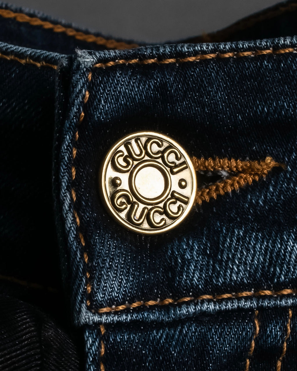 Pantalones de mezclilla con lavado de libélula de GUCCI