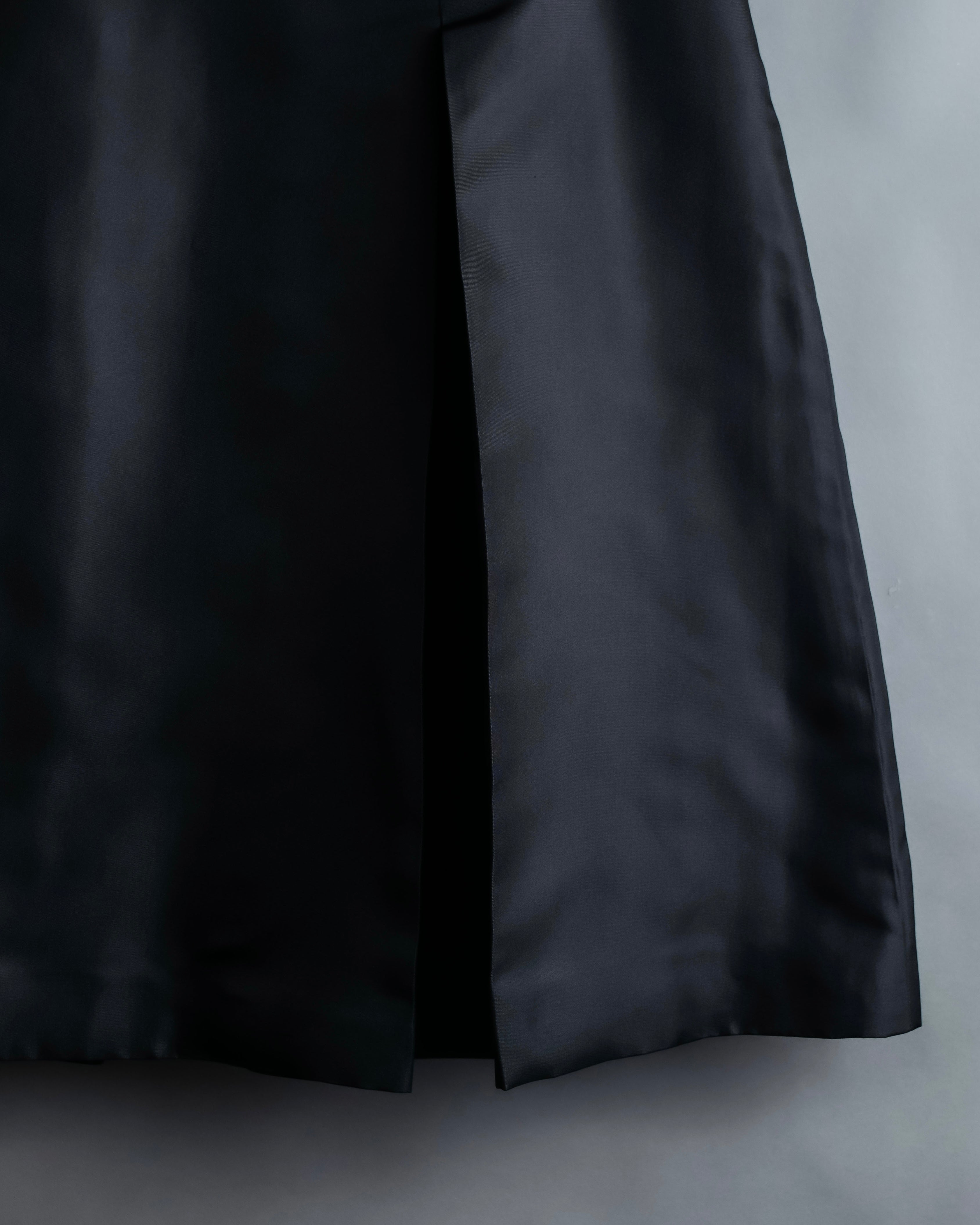 "PRADA" 100% silk pleated skirt