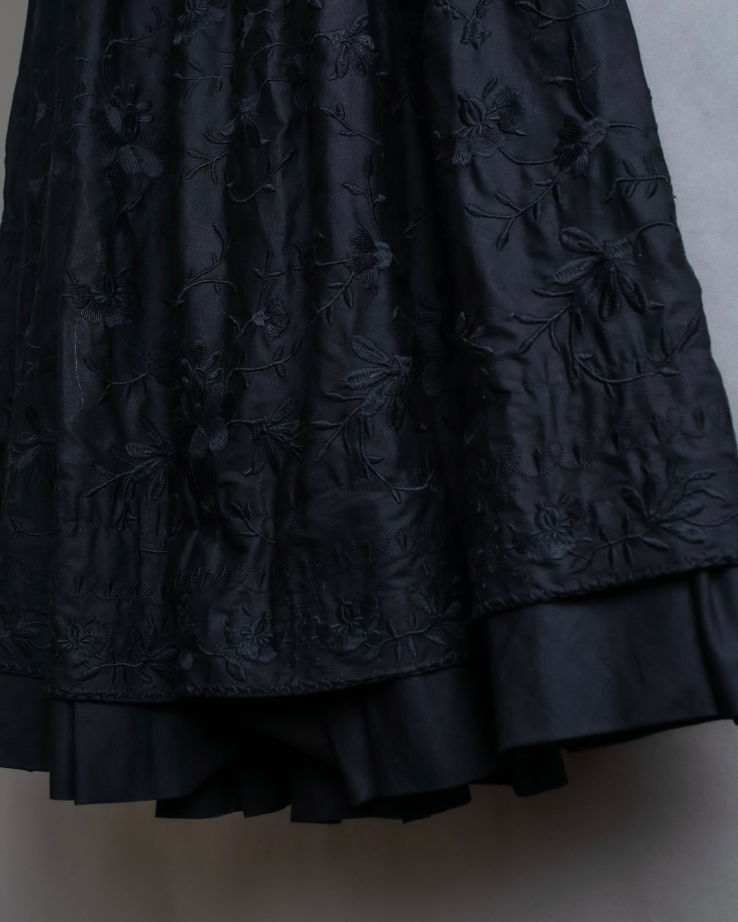 "COMME des GARCONS COMME des GARCONS" Floral embroidery layered gather flare skirt