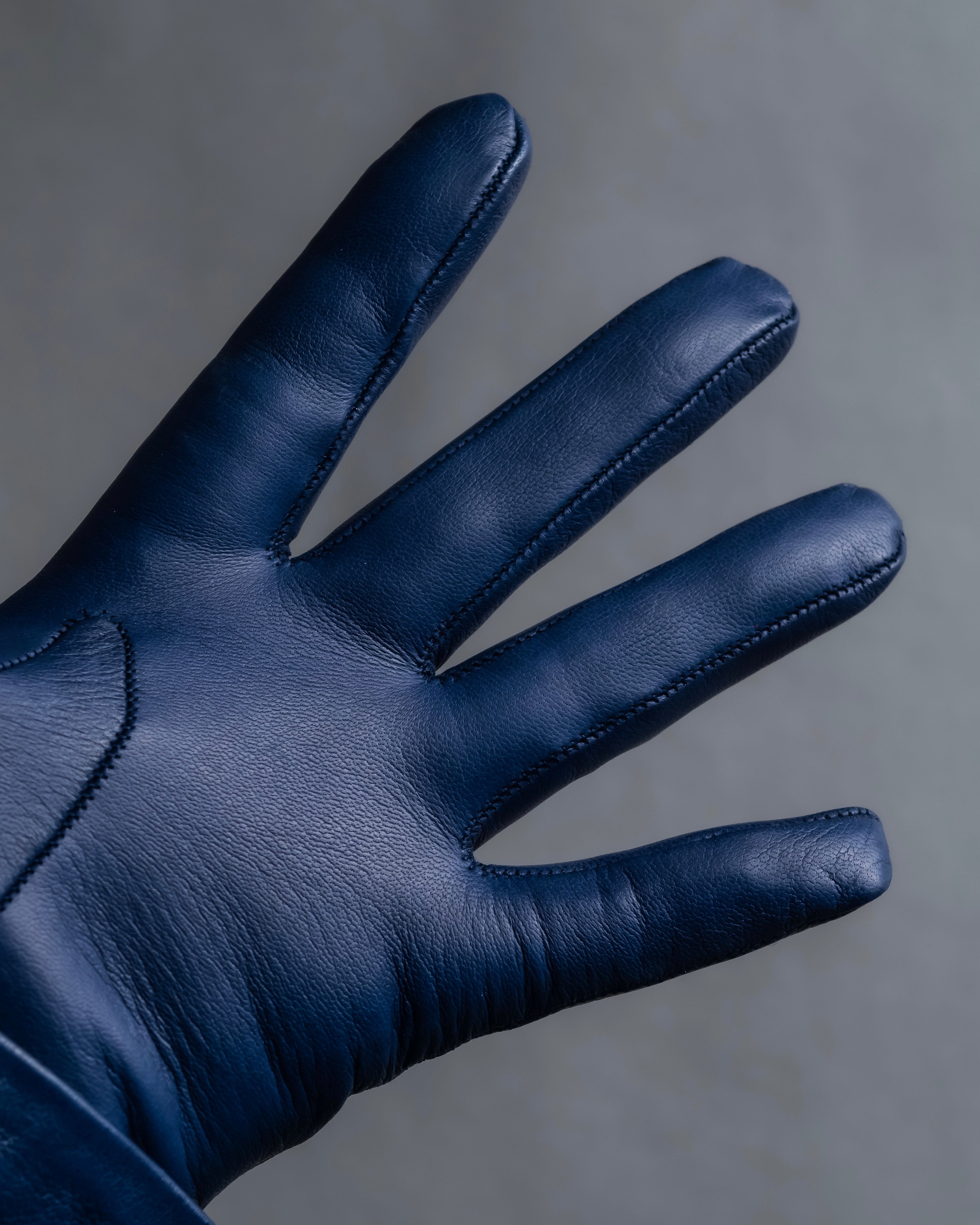 "GUCCI" Ribbon＆charm design blue leather gloves