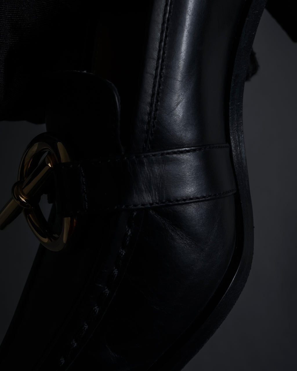 -MOOD Christmas Collection-
"HERMES" 90's-00's Gold buckle design heeled loafers