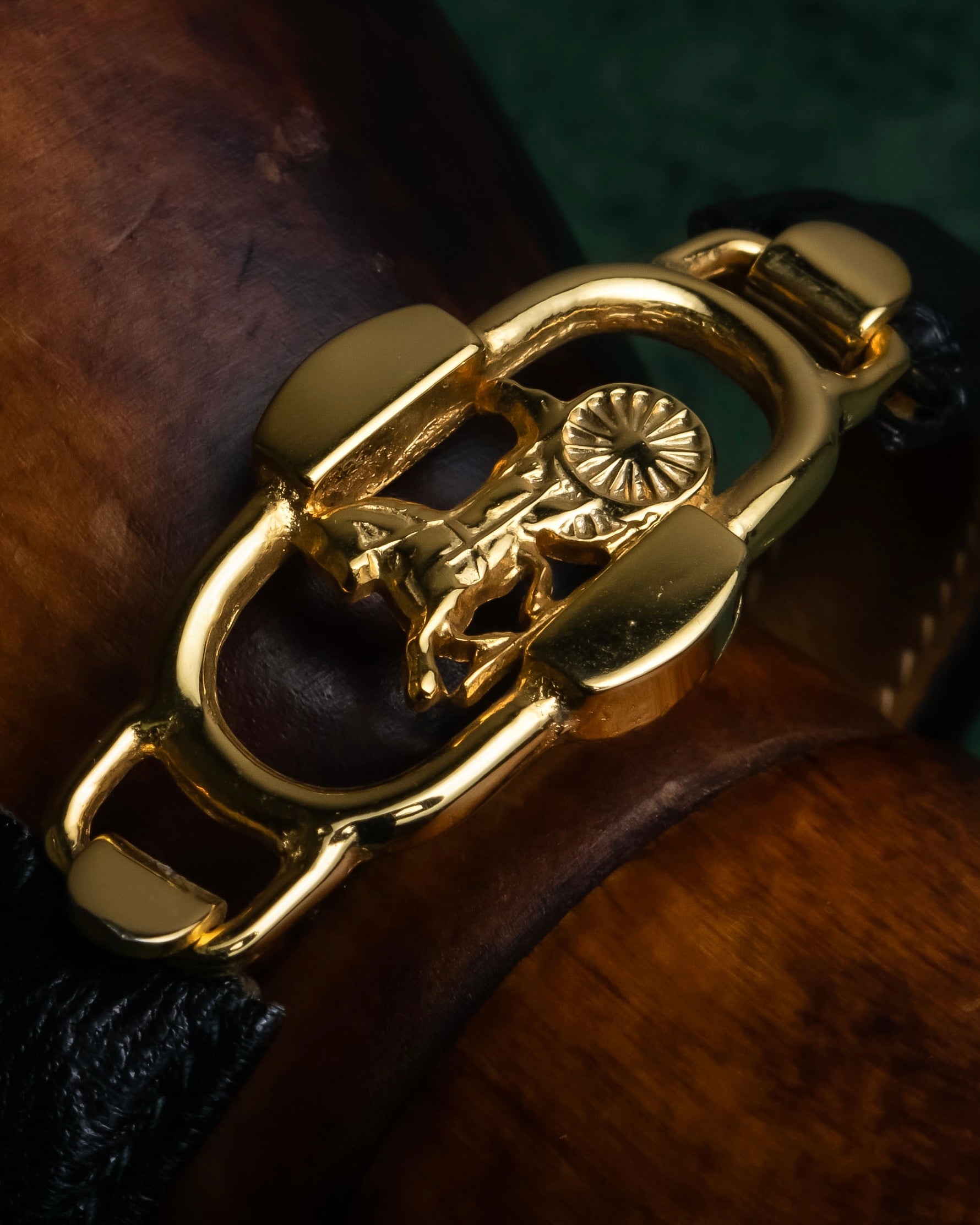 "CELINE" Horse-drawn carriage motif buckle leather bracelet