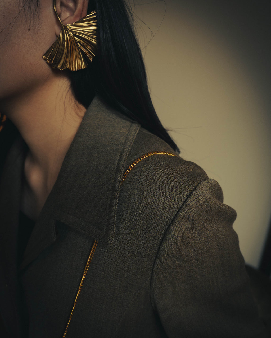 –SPECIAL– "CÉLINE" 70's-80's Vintage monogram suede chain shoulder bag