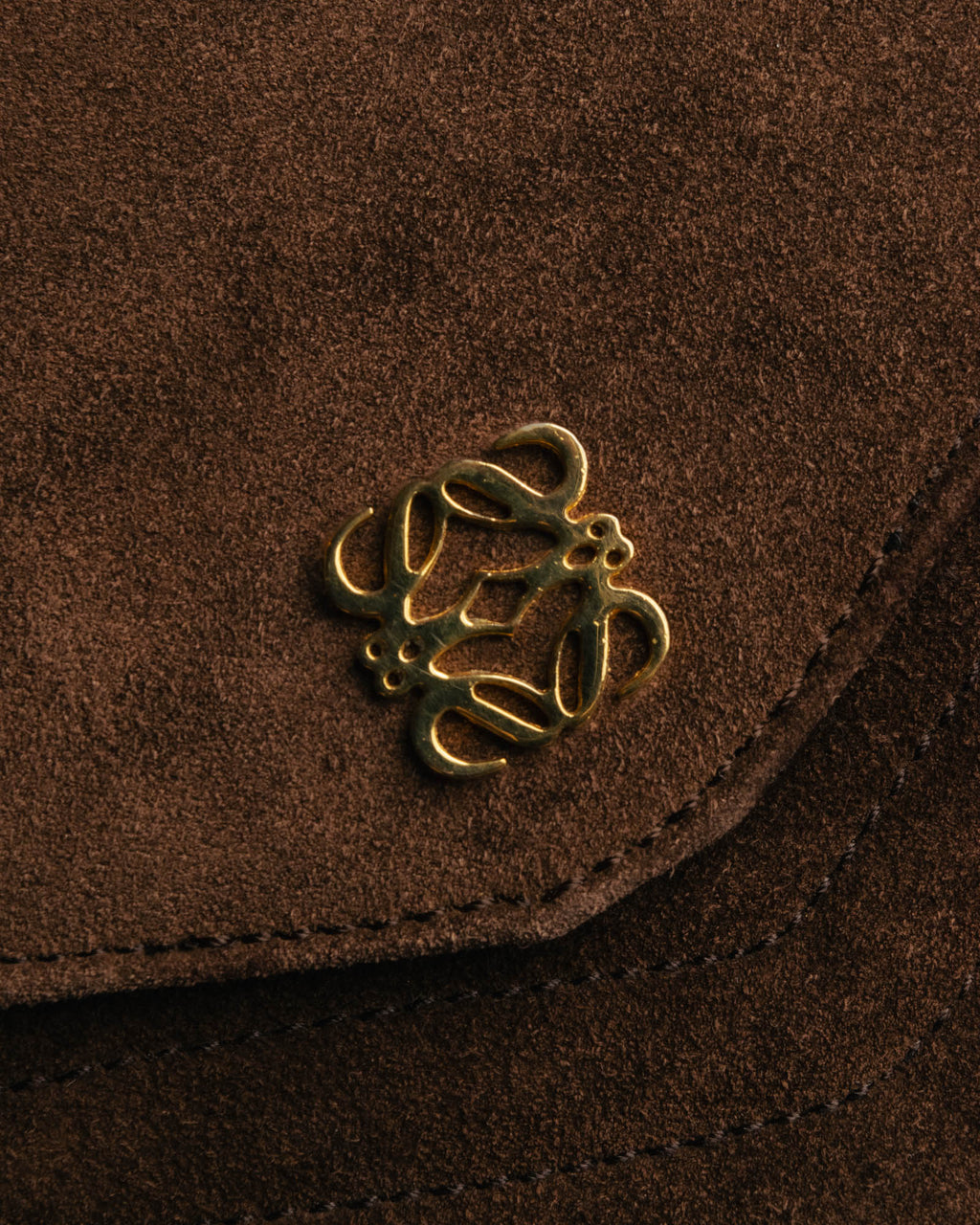 “LOEWE” 80’s-90’s Suede anagram chain shoulder bag