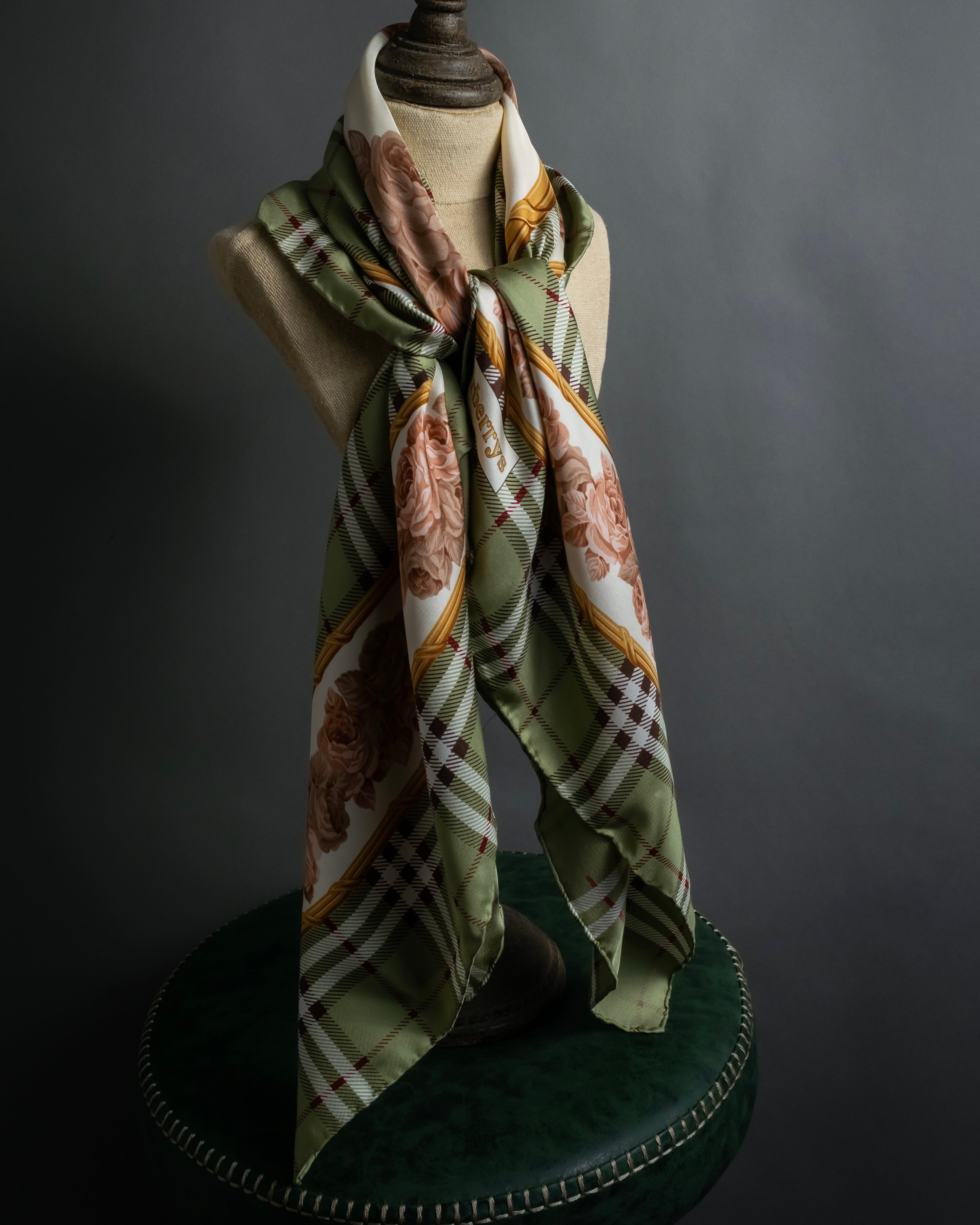 "BURBERRYS" Rose motif layered check pattern silk scarf