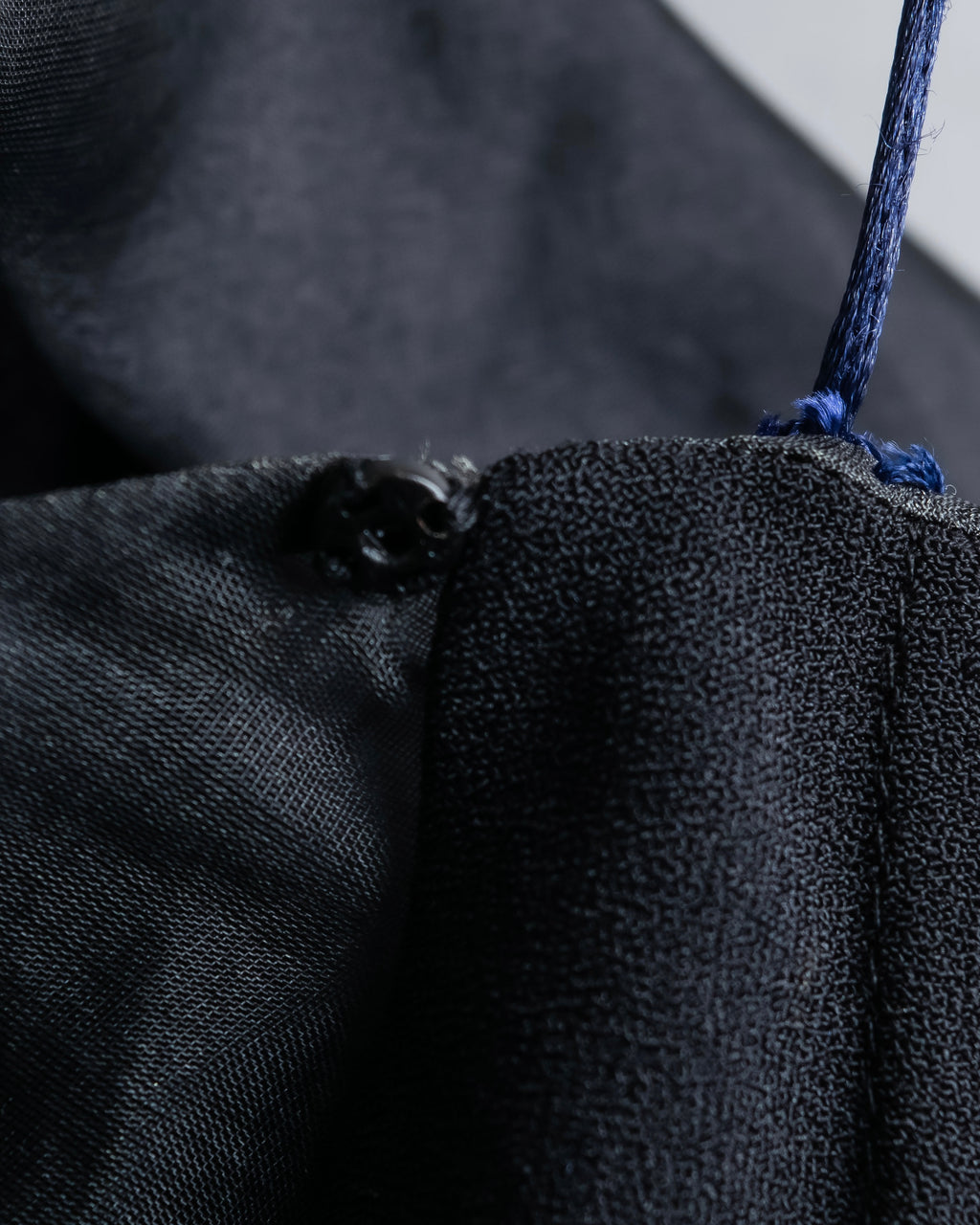 "BALENCIAGA" Piping material switching camisole