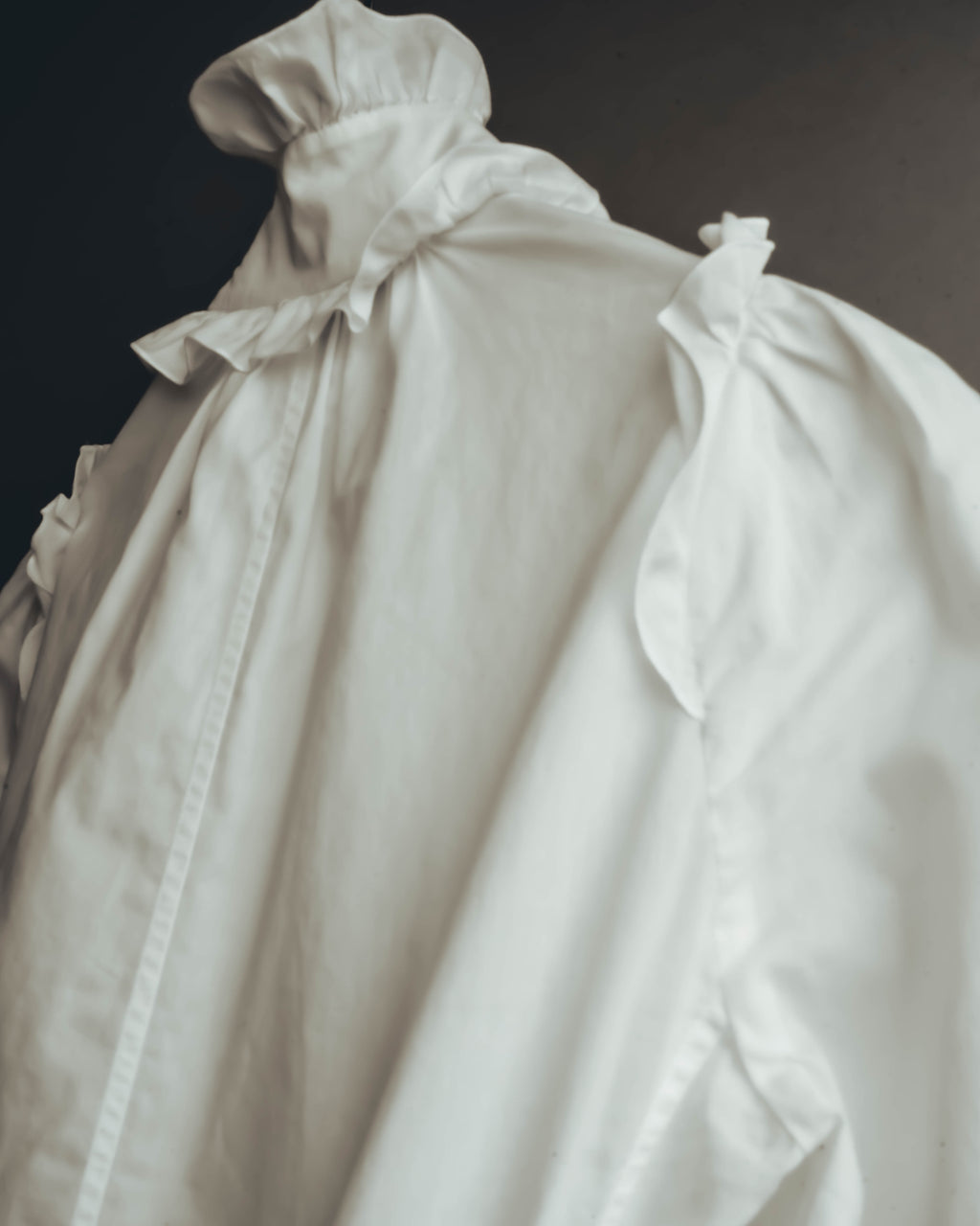 -SPECIAL- “YVES SAINT LAURENT” 70’s-90’s Ruffled high-neck blouse