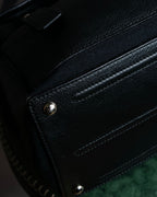 "YVES SAINT LAURENT" Silver parts design Muse toe leather bag