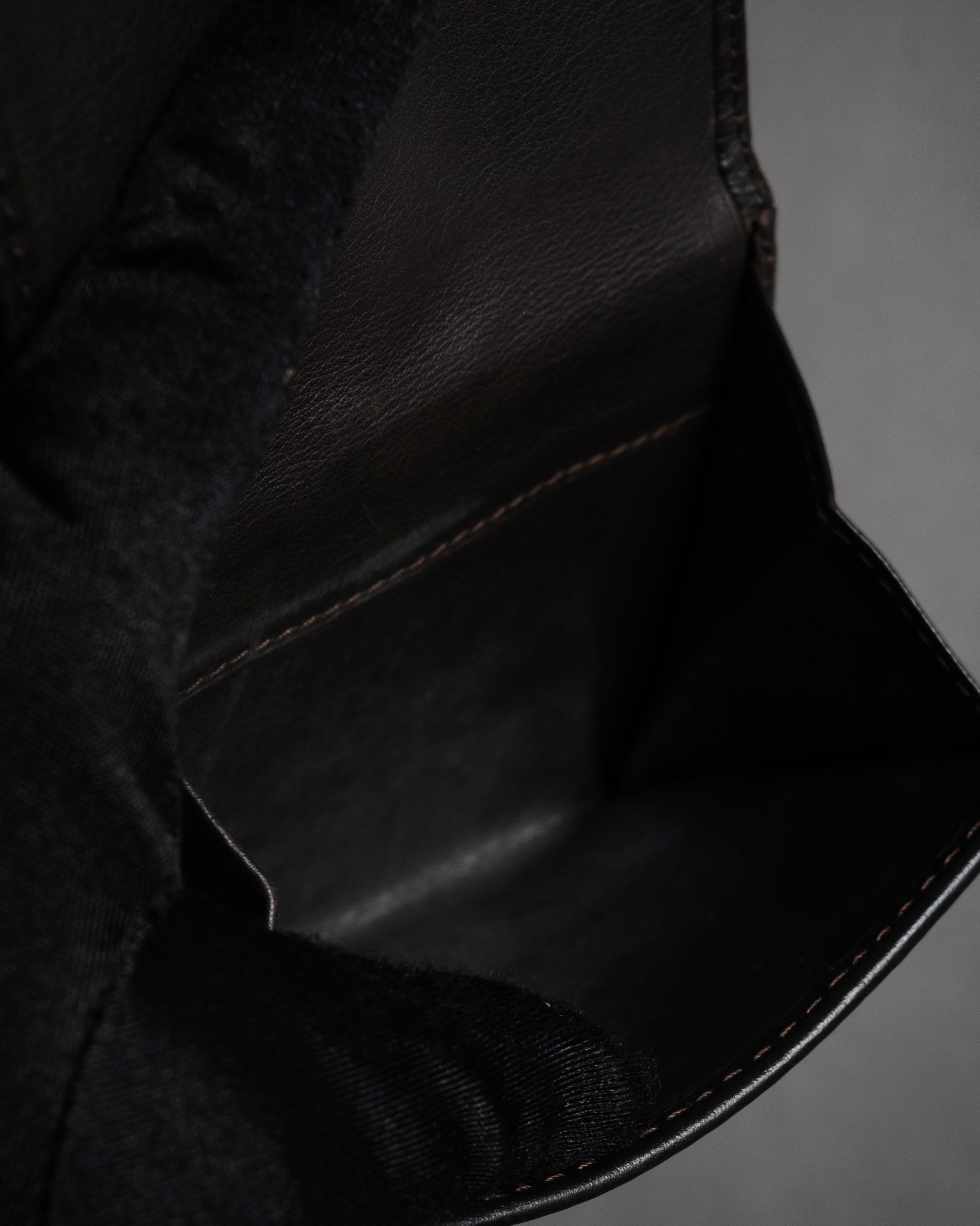 "LOEWE" 90’s-00’s suede anagram compact wallet