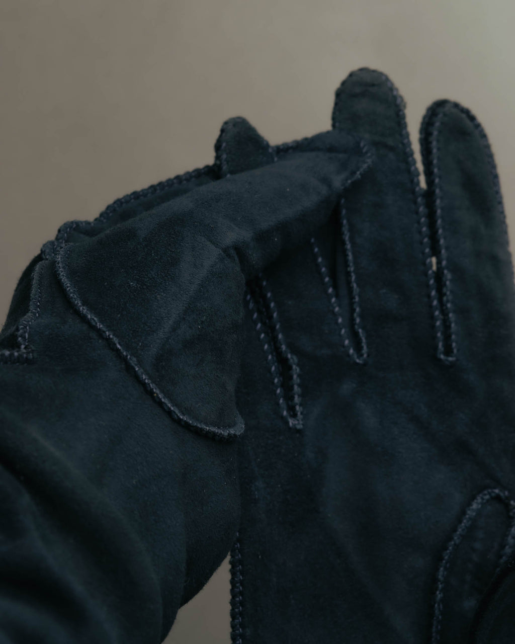 "BOTTEGA VENETA" 00's-10's Elegant suede long gloves
