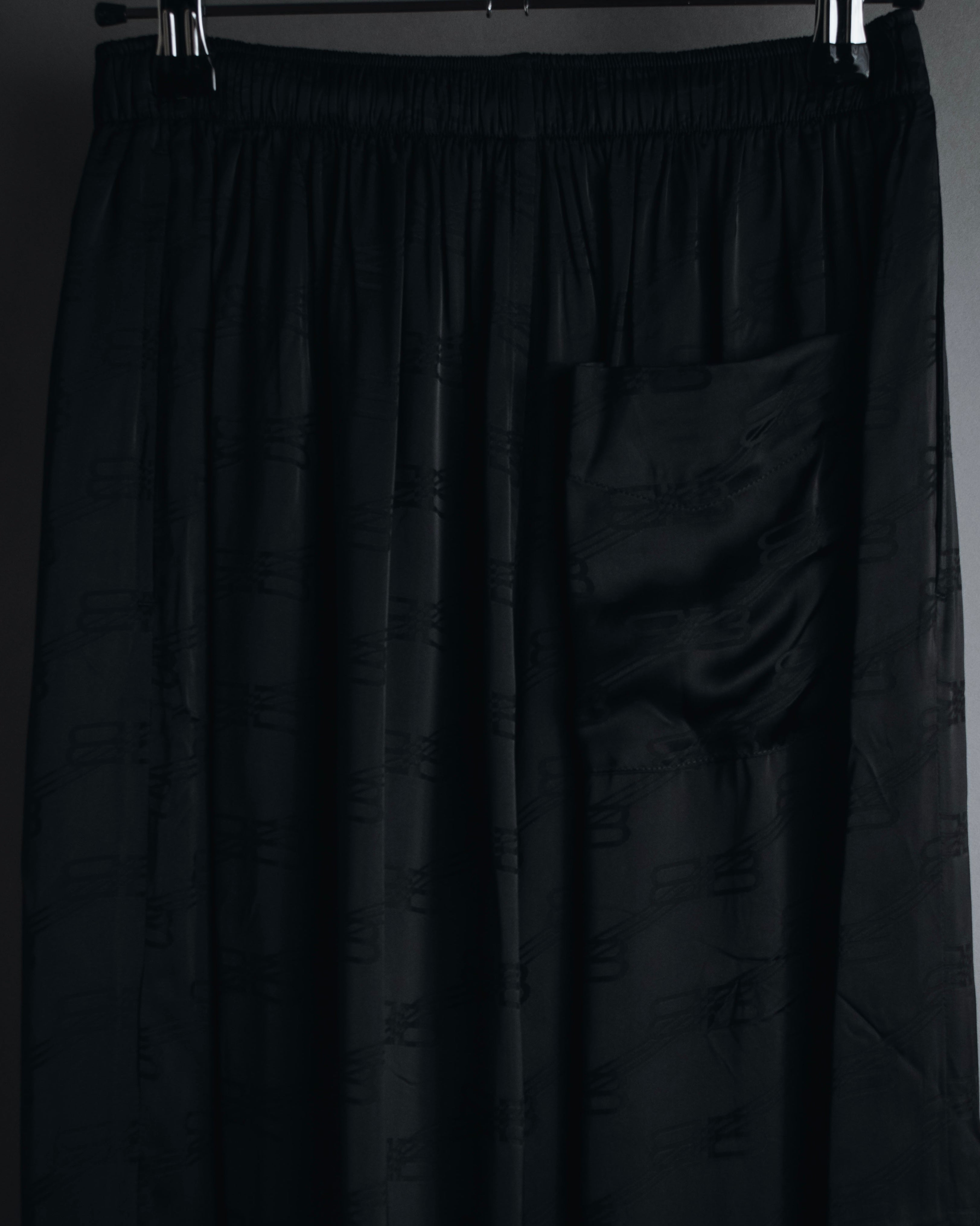 BALENCIAGA 2022春夏影子字母宽松休闲裤