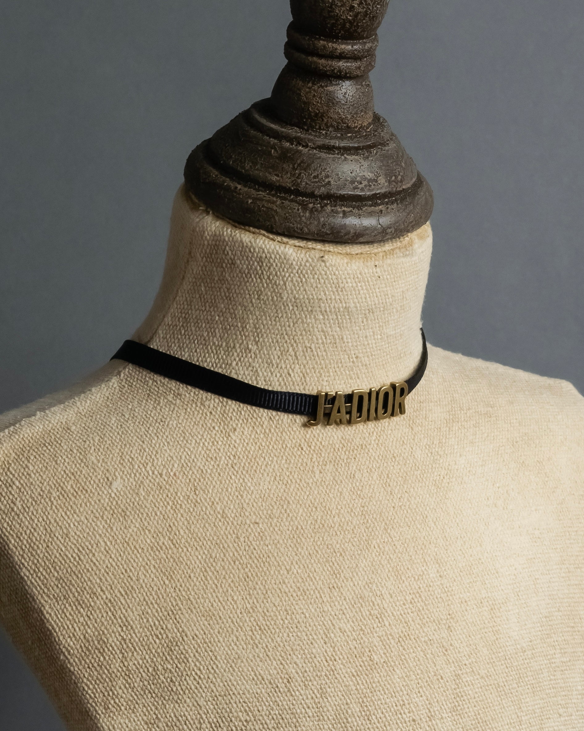 "Christian Dior" J’ADIOR motif design choker