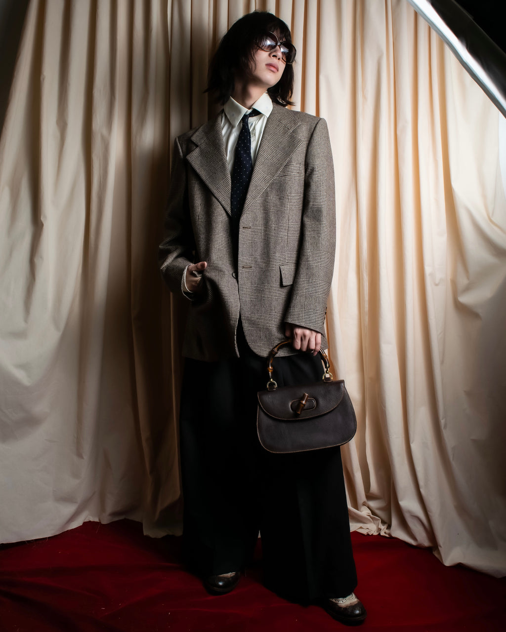 "COMME des GARCONS HOMME"
Square dot jacquard necktie