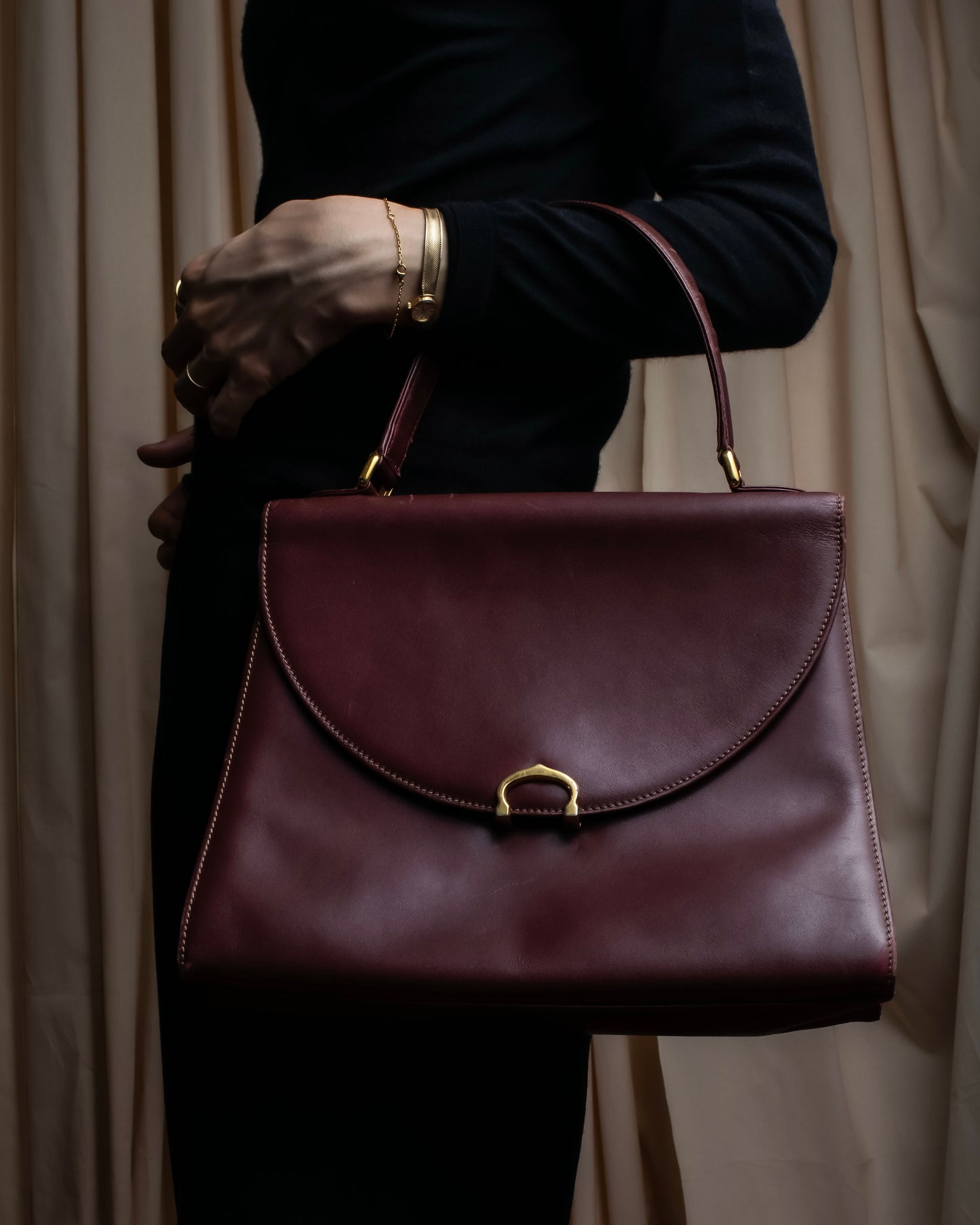 "Cartier" Jewelry inspiration bordeaux color trapezoid hand bag