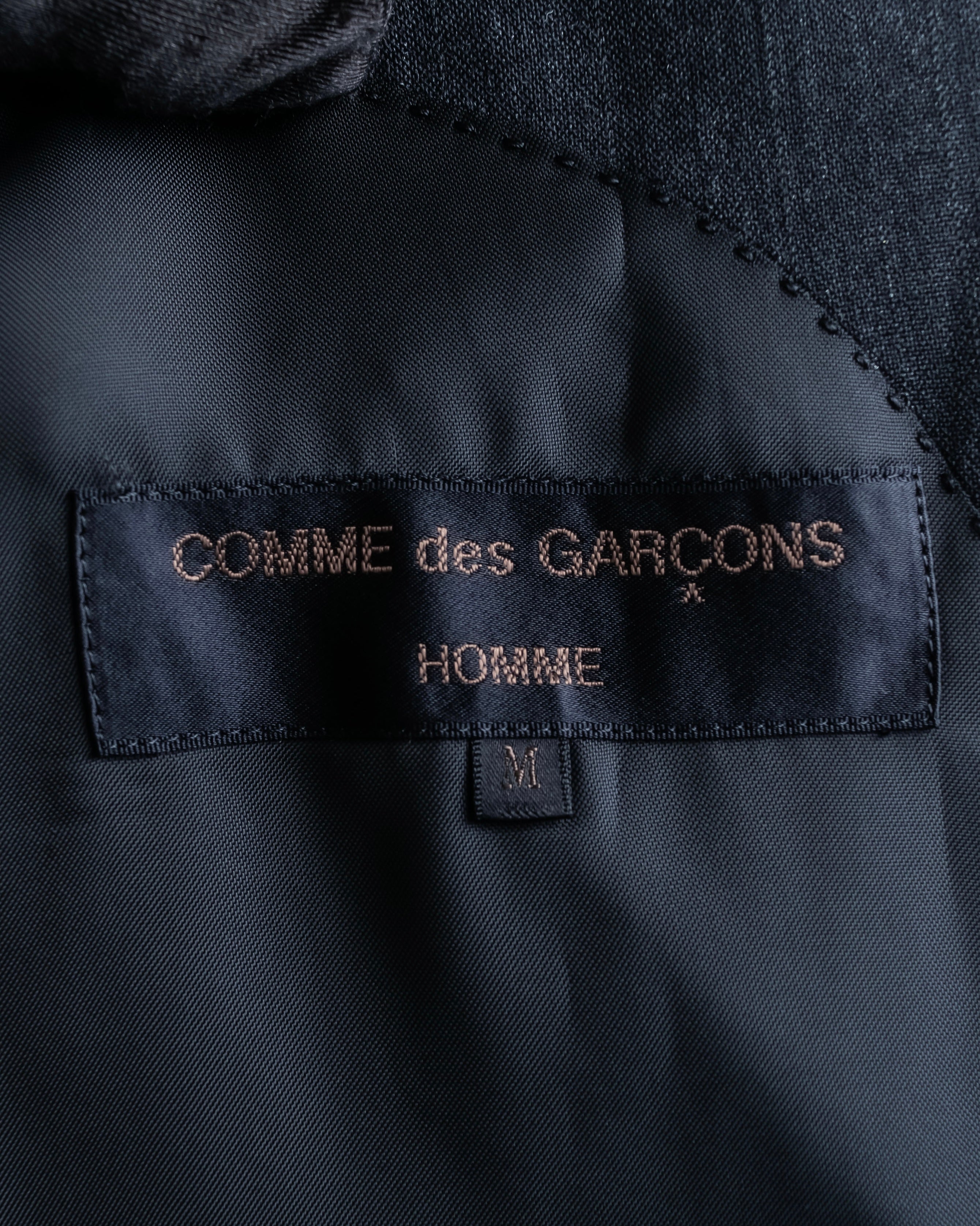 "COMME des GARCONS
HOMME" Notch lapel tailored jacket & wide tapered slacks charcoal gray set up