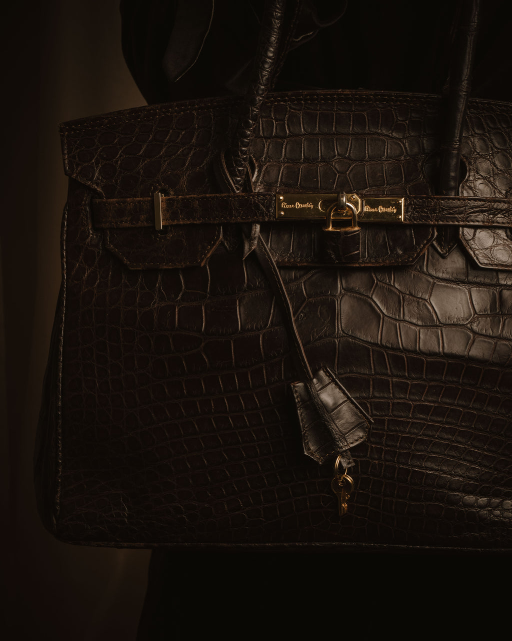 -SPECIAL- "Pierre Cardin"
90’s real crocodile leather top handle bag