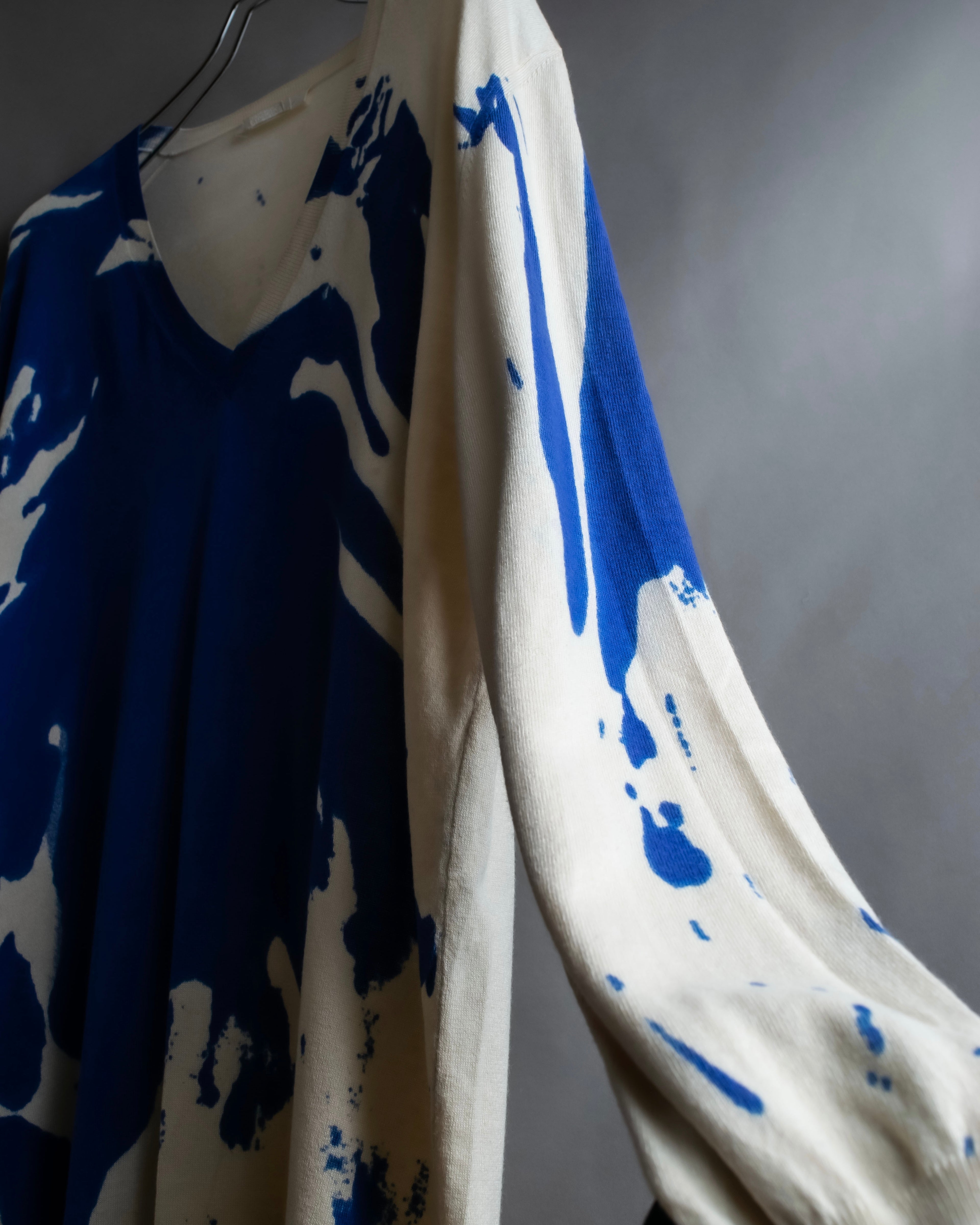 "Alexander McQueen" Painted oversized V-neck knit