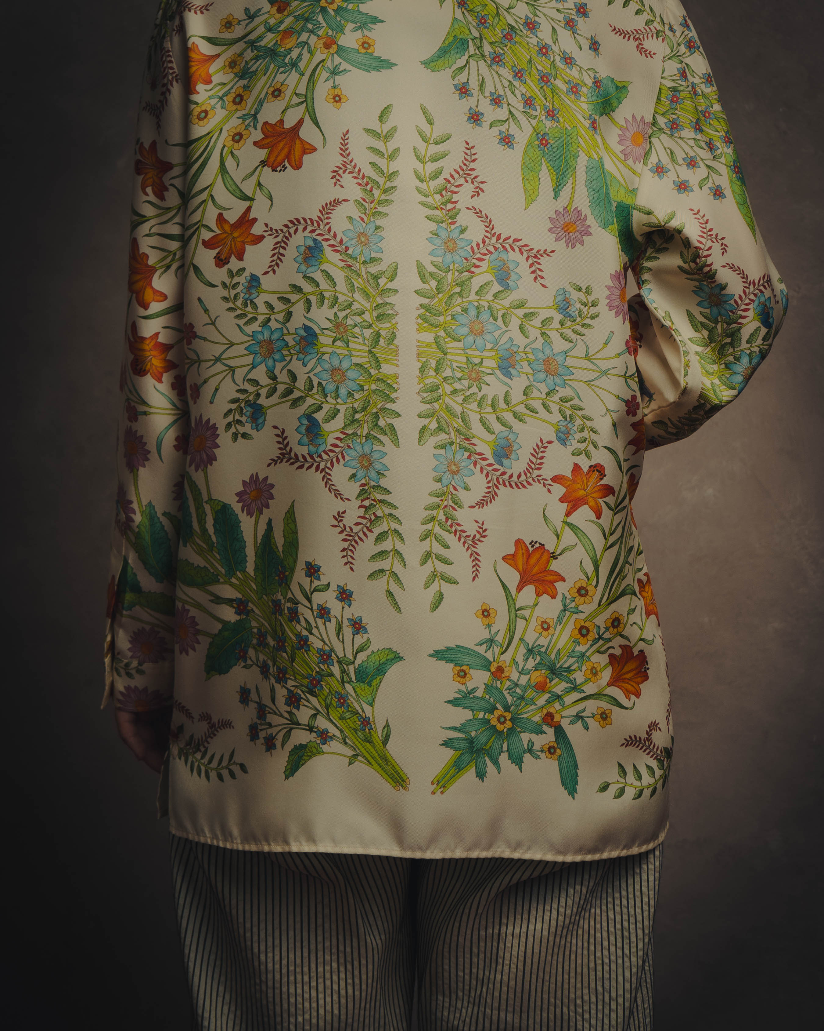 -SPECIAL- “GUCCI” 2015-2022 Botanical printed silk shirt