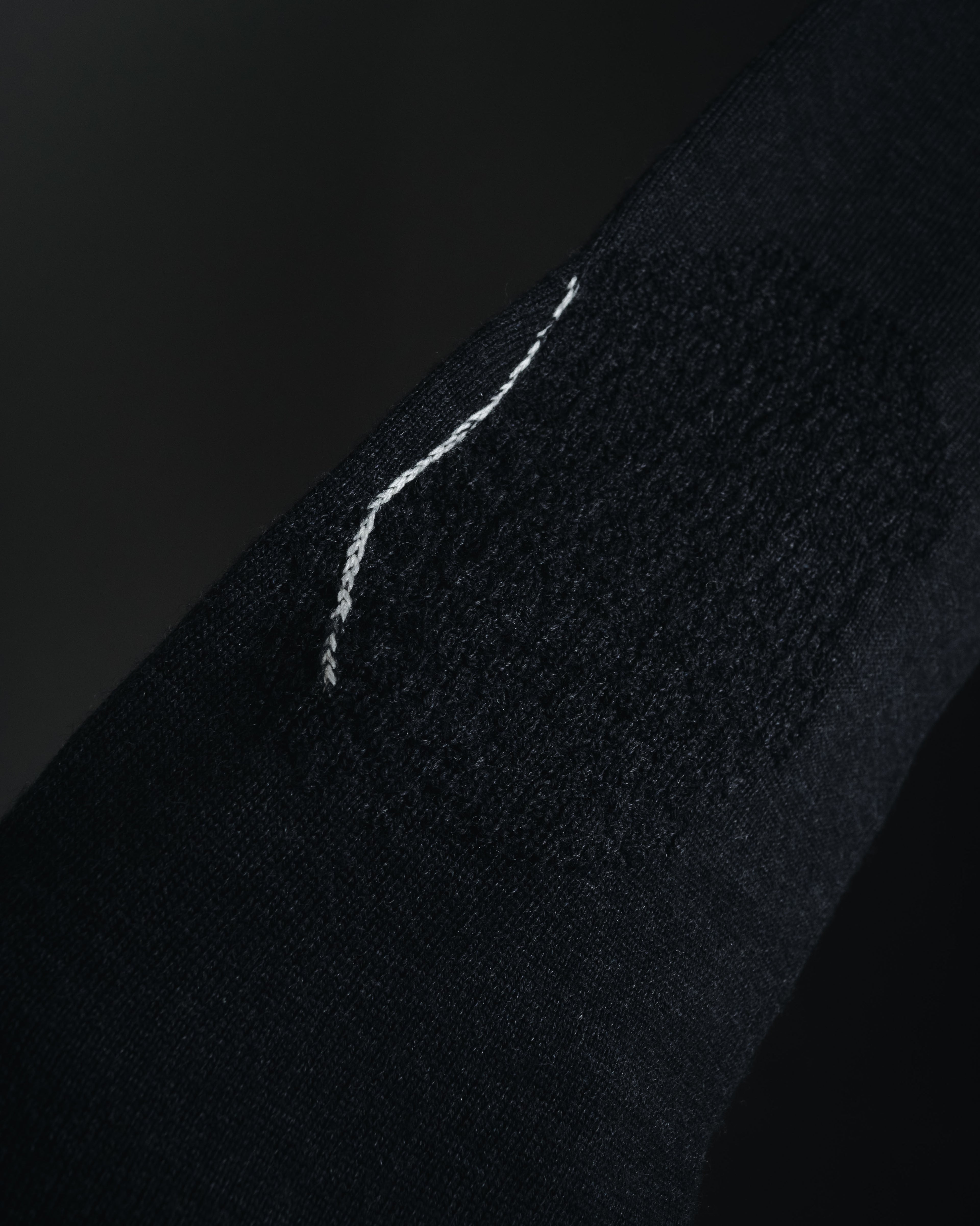 "Maison Margiela" 15AW deconstructed hand-stitched crewneck knit