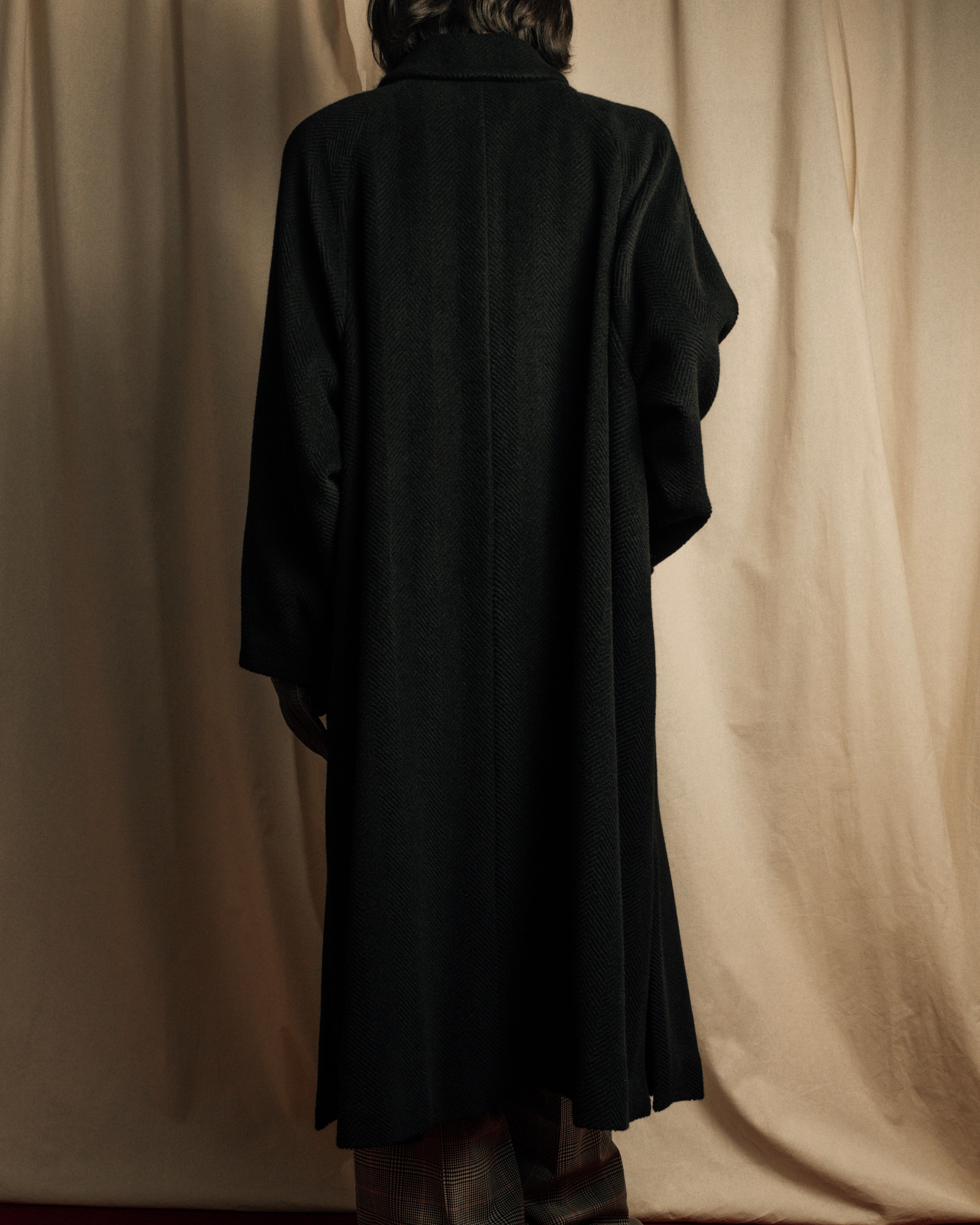 -SPECIAL- "YVES SAINT LAURENT"
80's-90's Raglan sleeves 100% angora stand collar coat