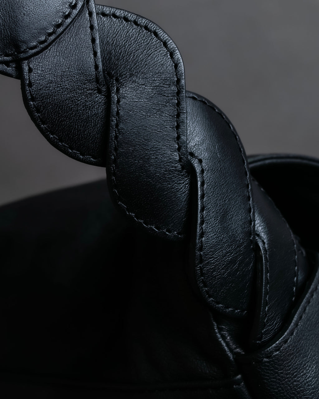 "SEE BY CHLOE" Braided shoulder design leather bag