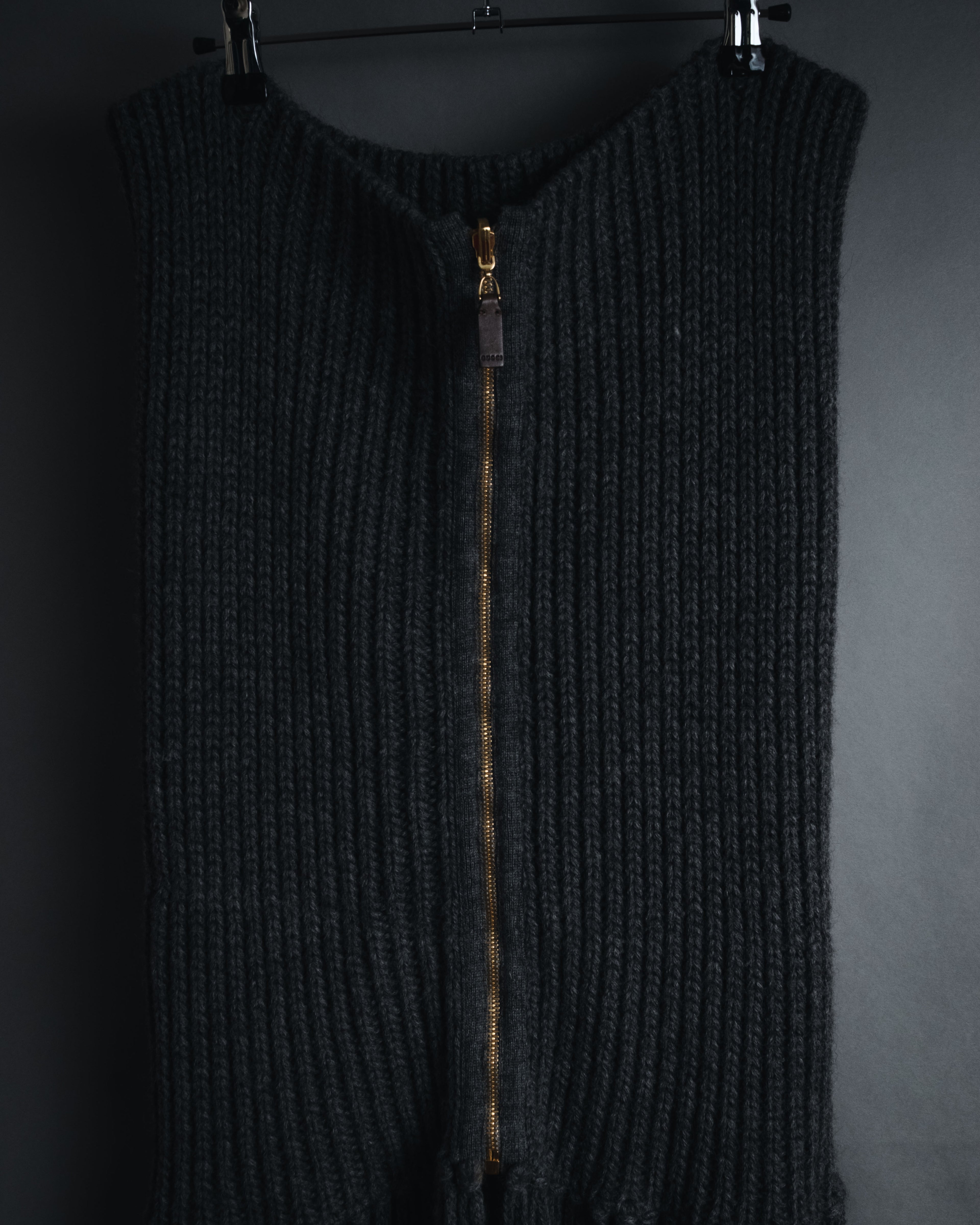 "GUCCI" 2010-11AW ribbed zip-front fringe knit vest