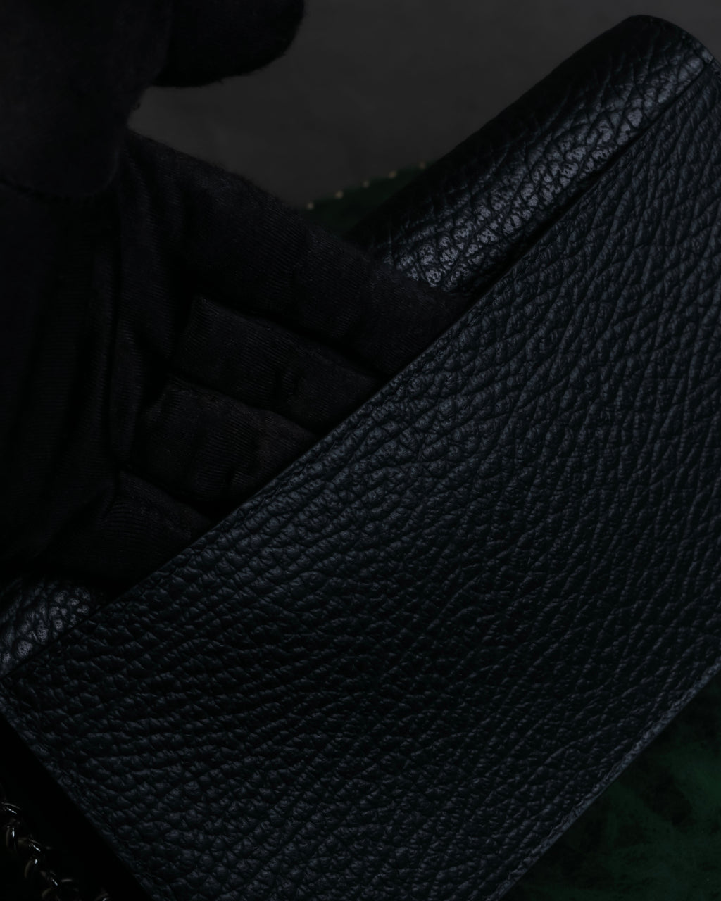 "MAISON MARGIELA" Grained leather chain wallet bag