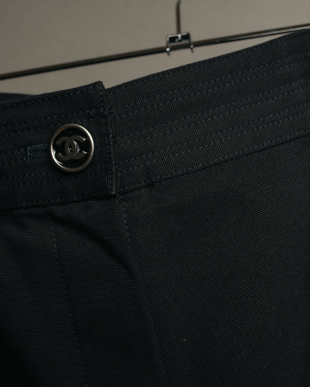 “CHANEL” 2004 Spring grosgrain straight trousers