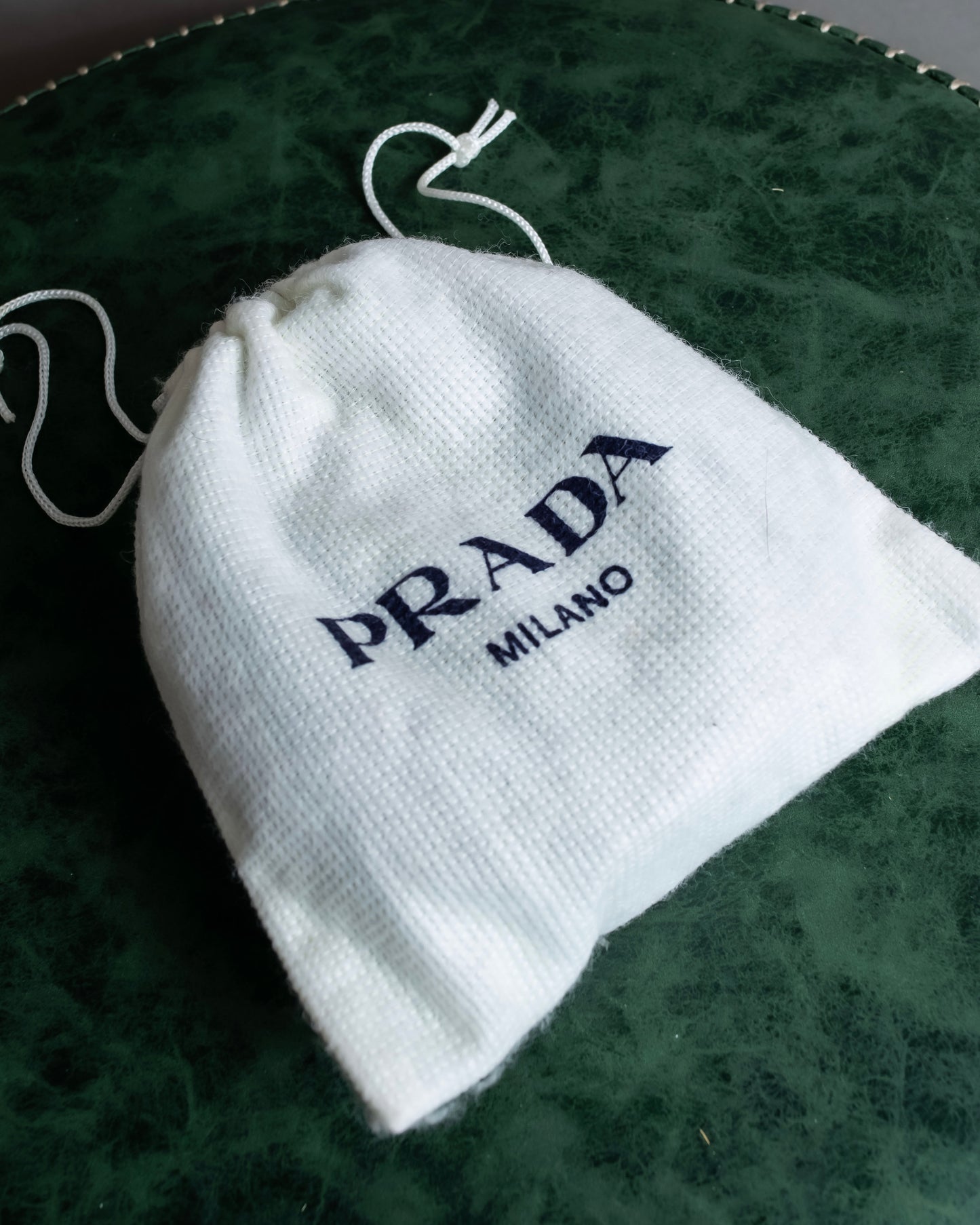 "PRADA" Beautiful smooth leather GI buckle belt