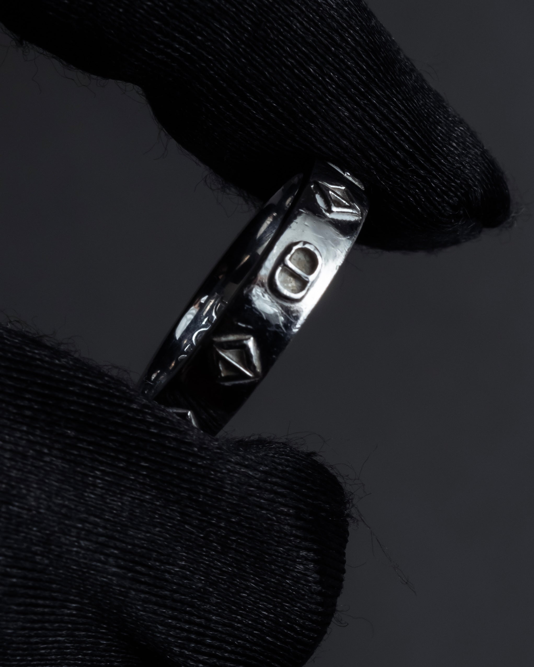 "Christian Dior" CD logo engraved diamond motif silver ring