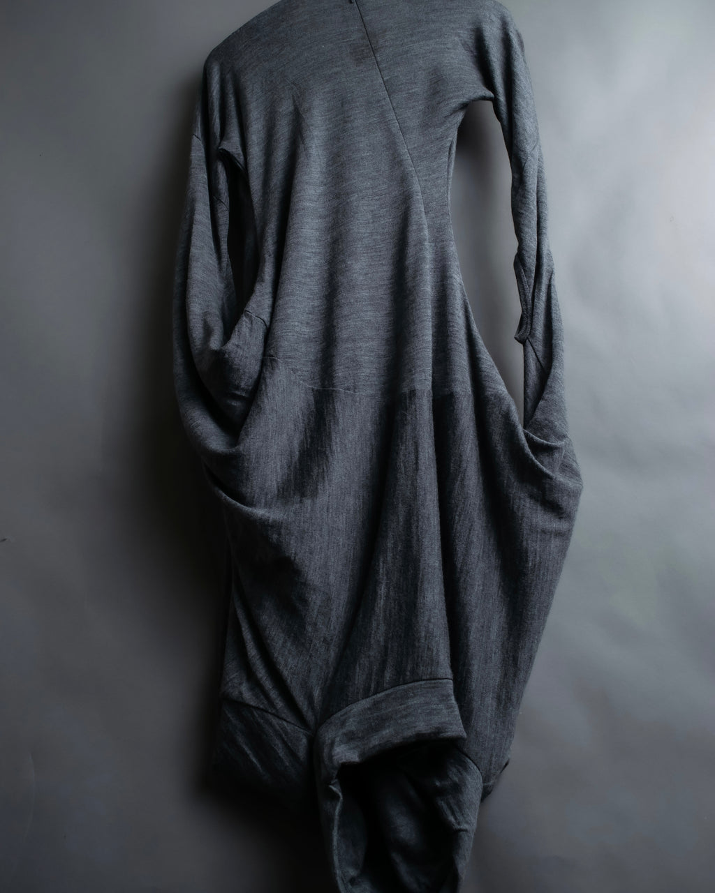 "JUNYA WATANABE COMME des GARCONS" 2008AW Collection Pieces Connected arms design knit