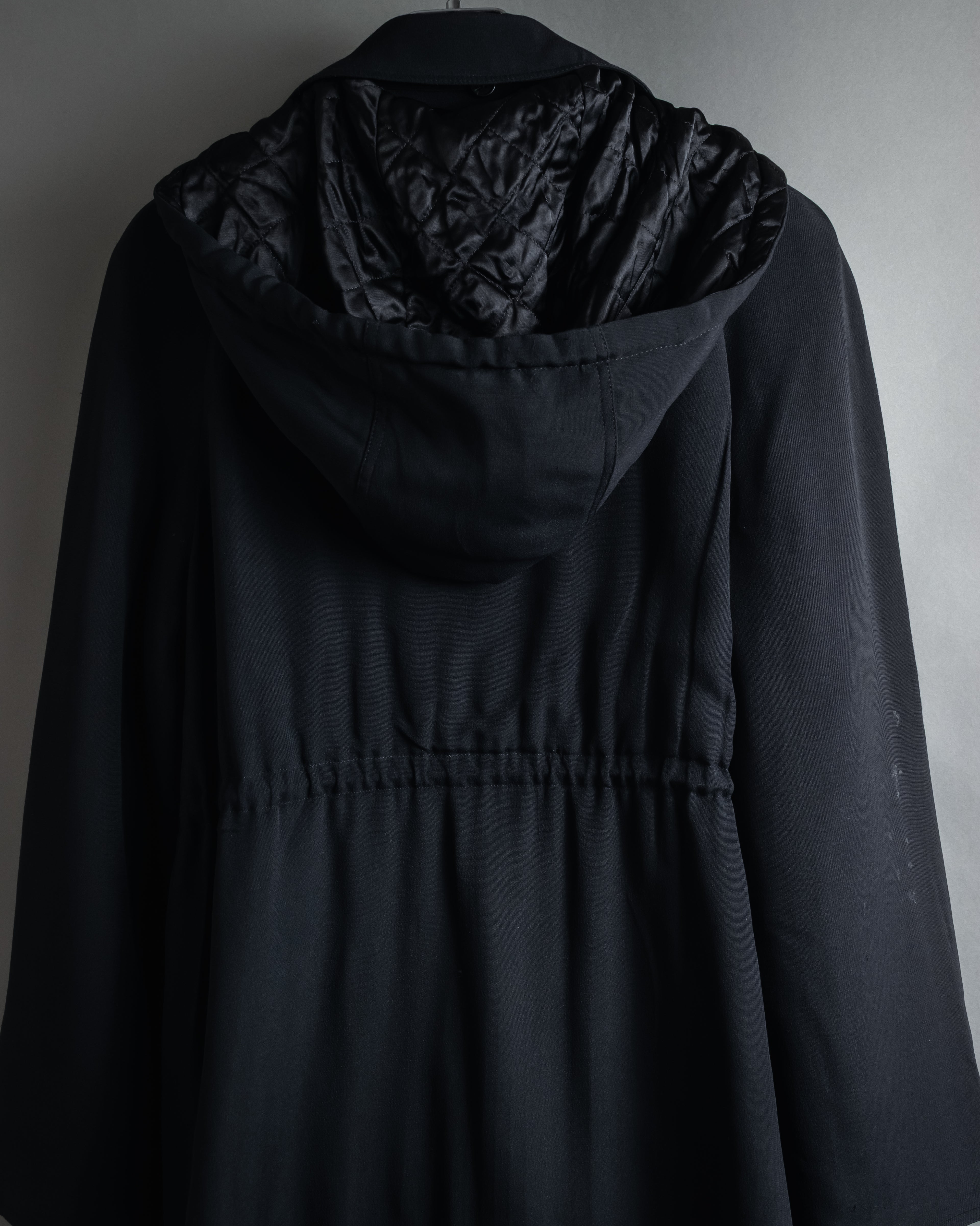 "VALENTINO" 90’s Couture-lined hooded coat