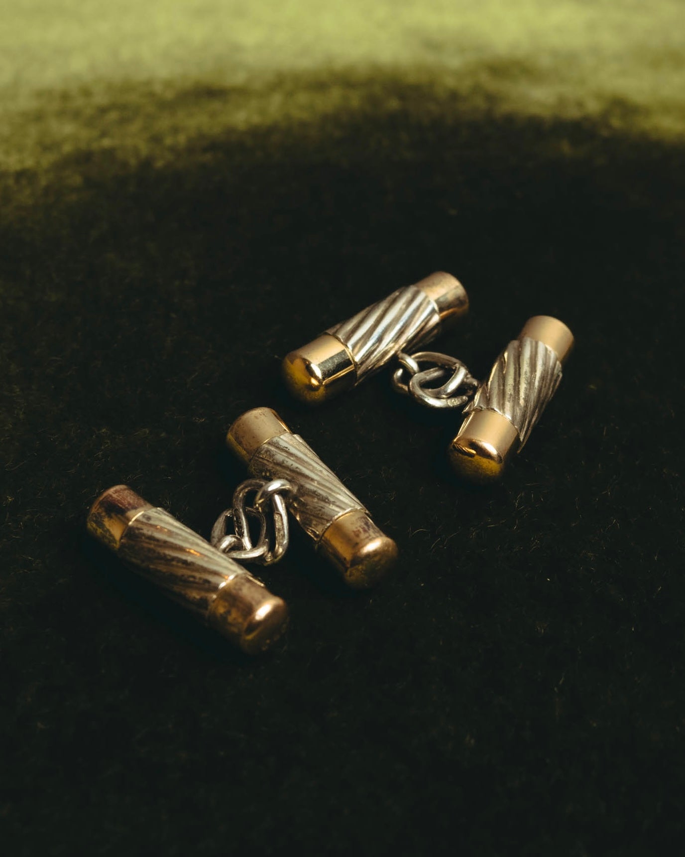 “Tiffany & Co.” 80’s-90’s Twisted bi-color chain cufflinks